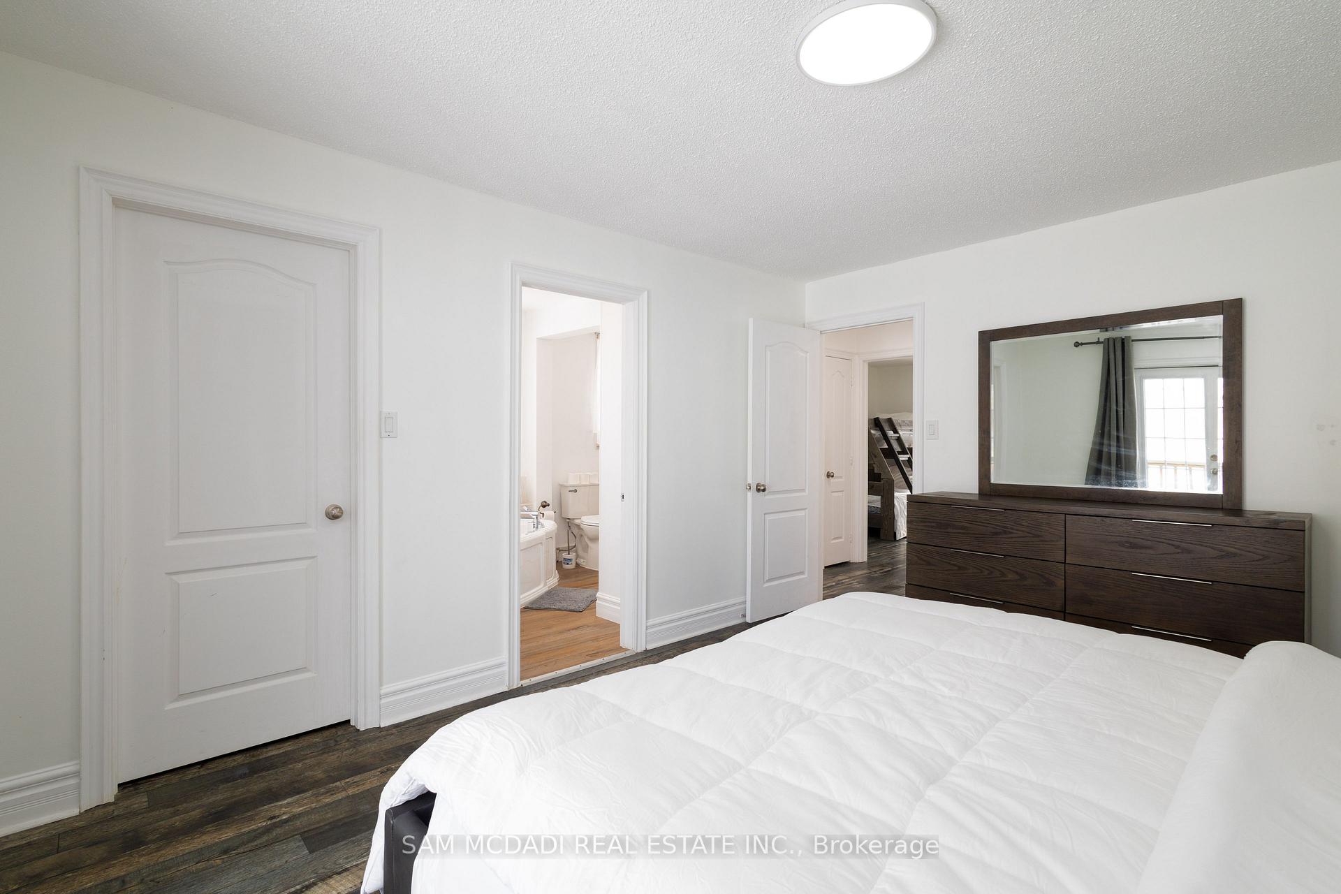 Photo 20 of 855 Jerseyville Road W, Hamilton, Rural Ancaster — HOMEH