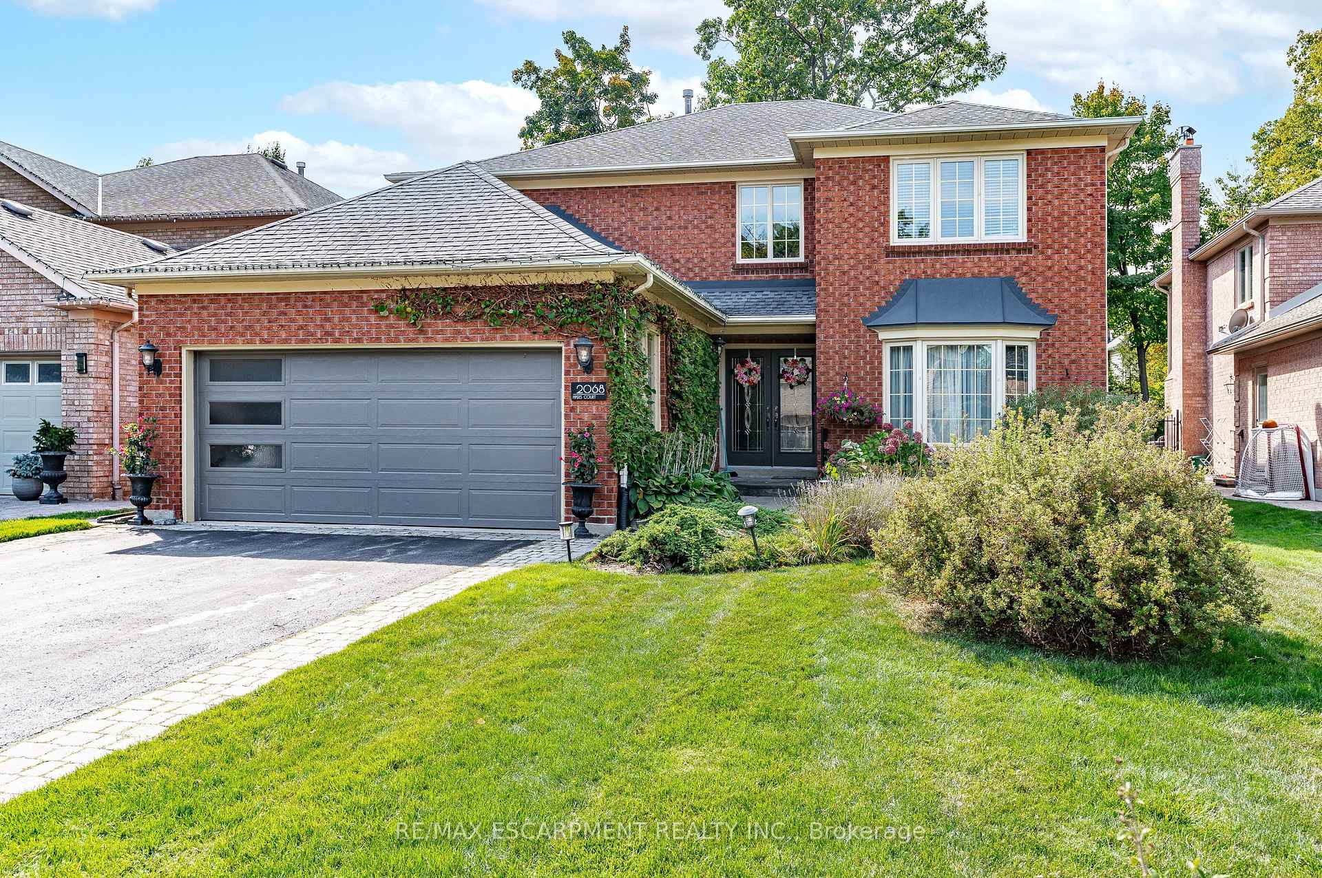 Photo 1 of 2068 Pipers Court, Burlington, Rose — HOMEH