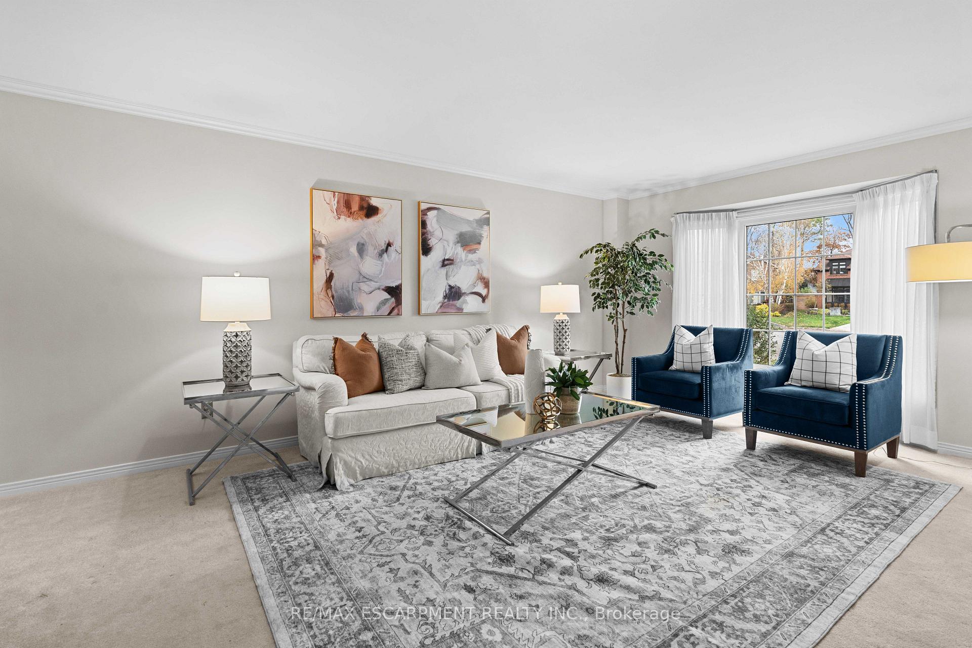 Photo 4 of 2068 Pipers Court, Burlington, Rose — HOMEH