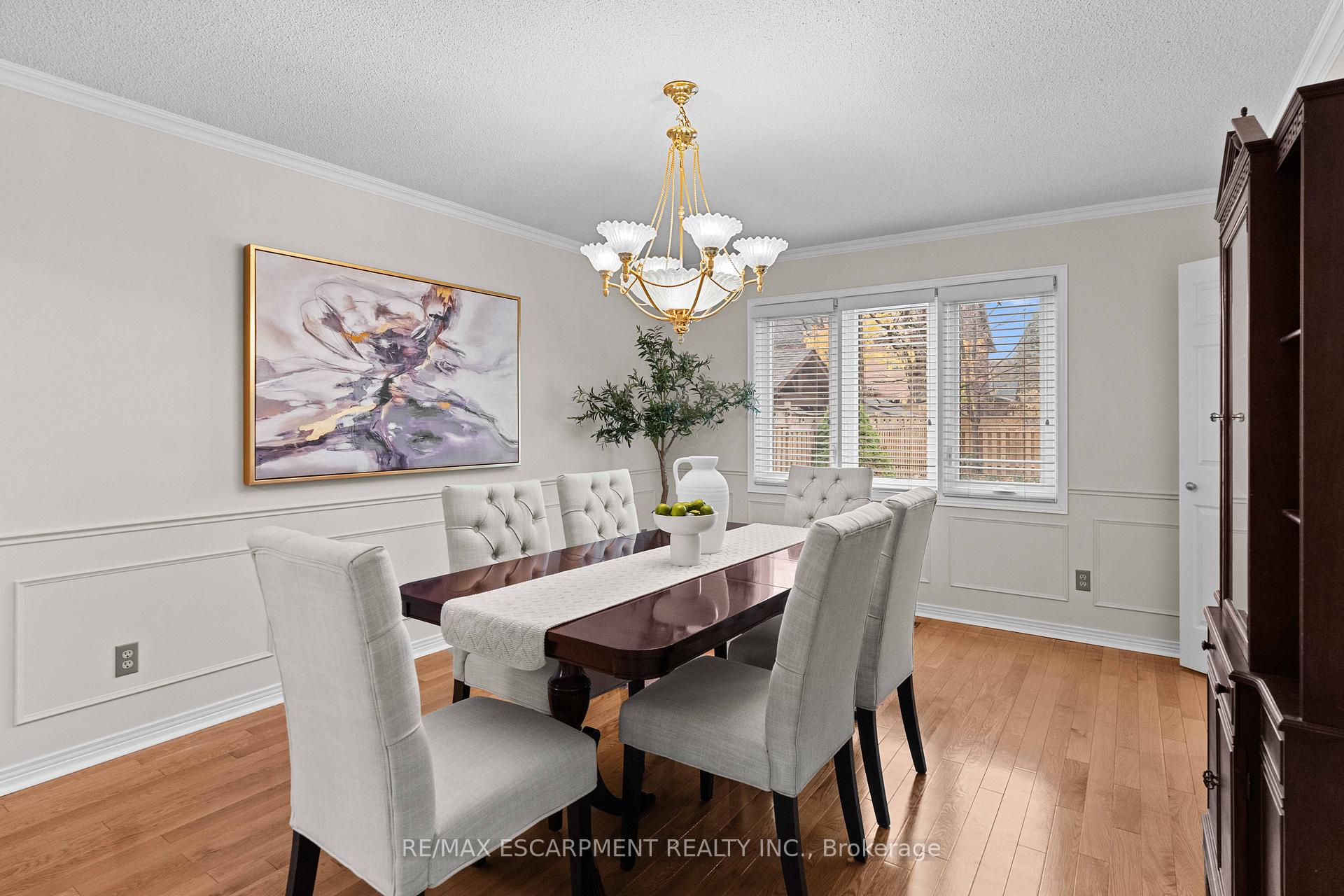 Photo 11 of 2068 Pipers Court, Burlington, Rose — HOMEH