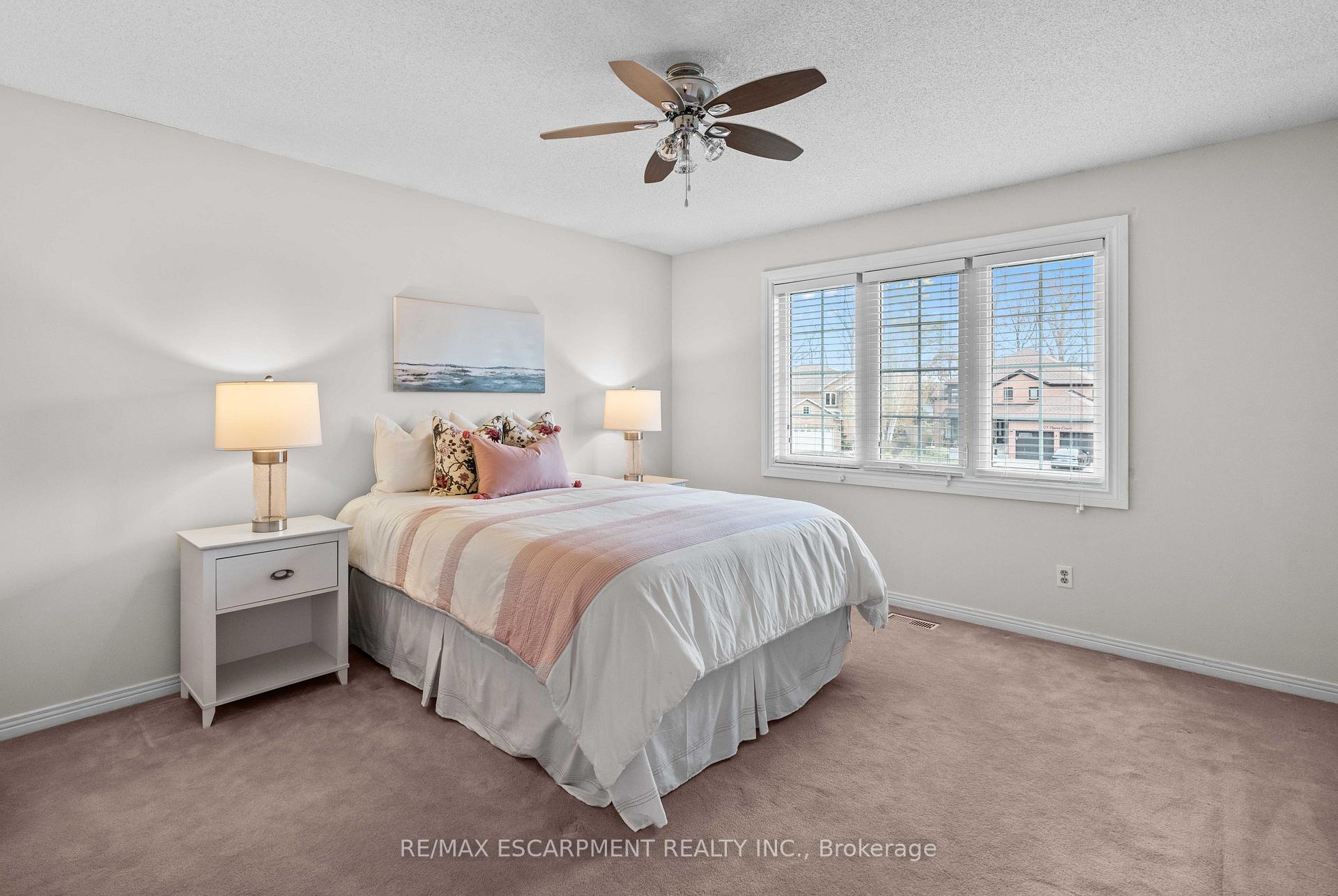 Photo 23 of 2068 Pipers Court, Burlington, Rose — HOMEH