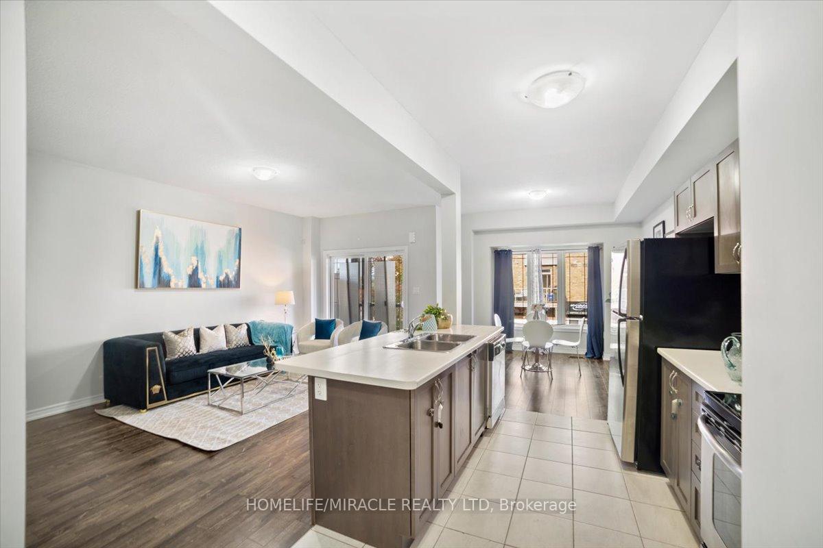 Photo 12 of 4122 Palermo Common, Burlington, Shoreacres — HOMEH