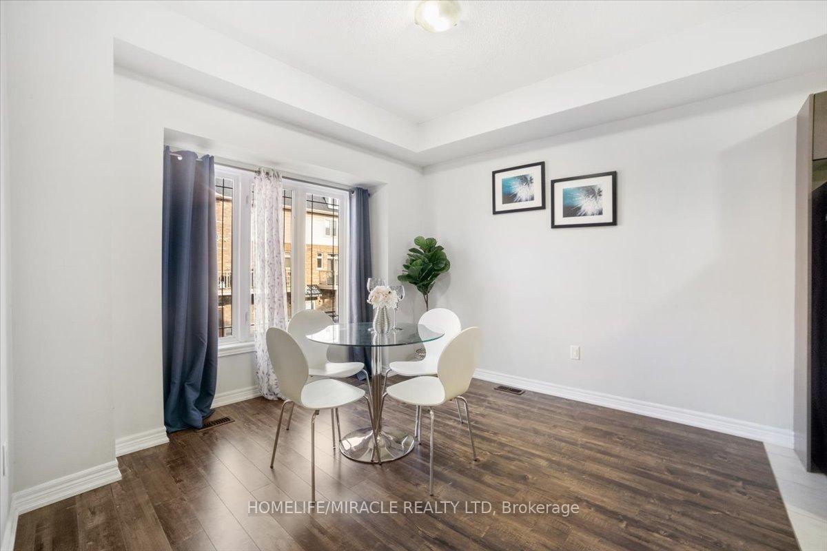 Photo 16 of 4122 Palermo Common, Burlington, Shoreacres — HOMEH