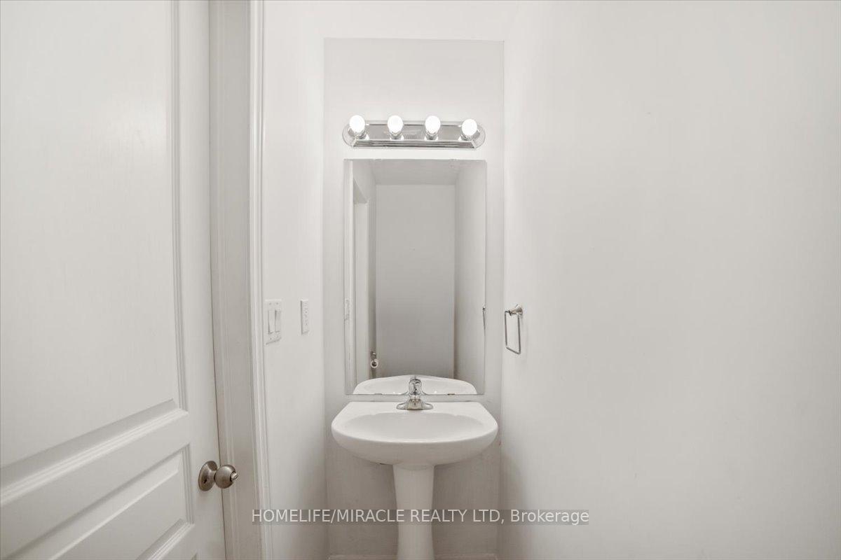 Photo 19 of 4122 Palermo Common, Burlington, Shoreacres — HOMEH