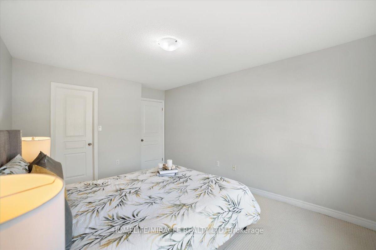 Photo 24 of 4122 Palermo Common, Burlington, Shoreacres — HOMEH