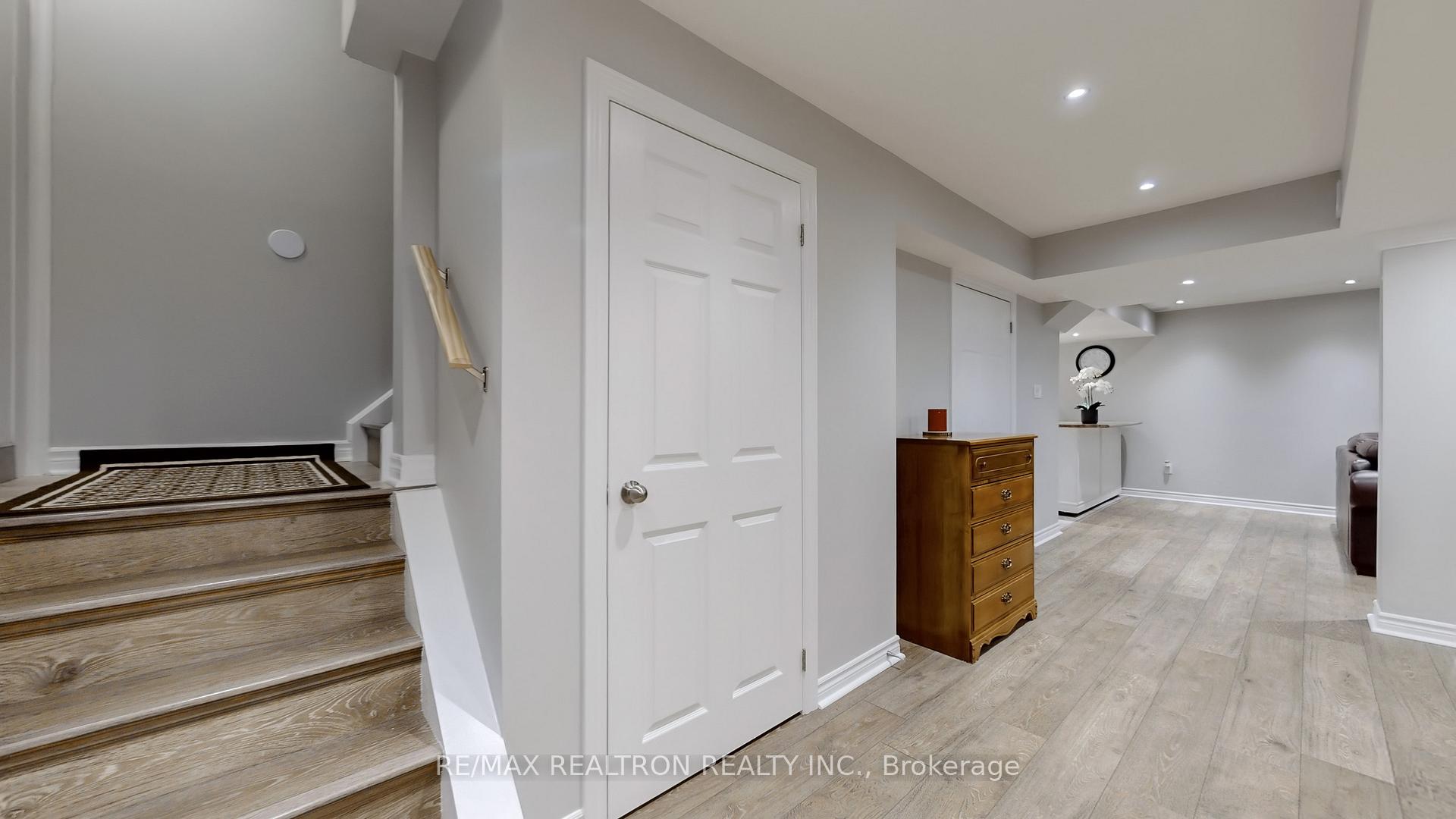 Photo 28 of 60 Andrew Hill Drive, Vaughan, Vellore Village — HOMEH