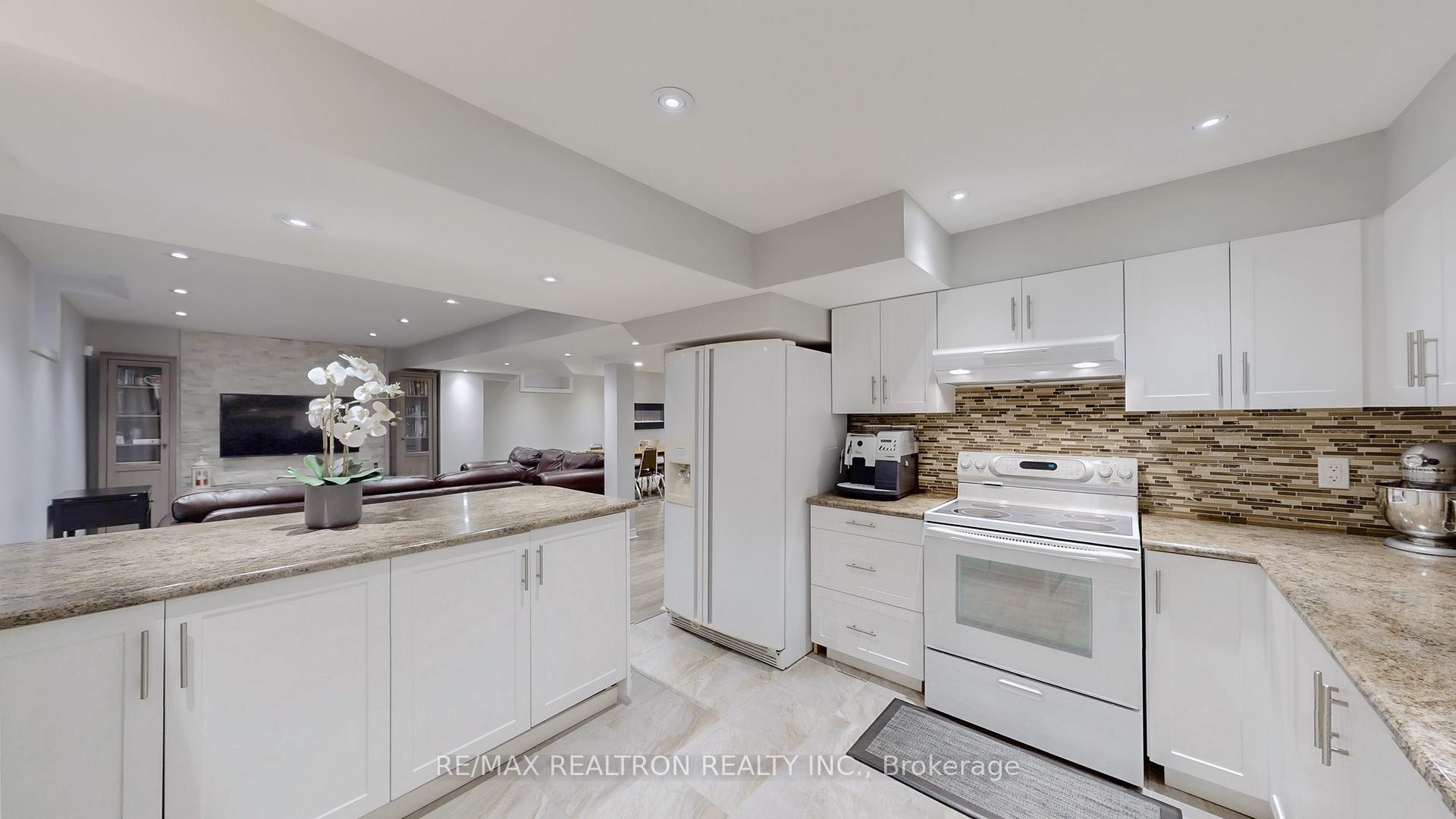 Photo 36 of 60 Andrew Hill Drive, Vaughan, Vellore Village — HOMEH