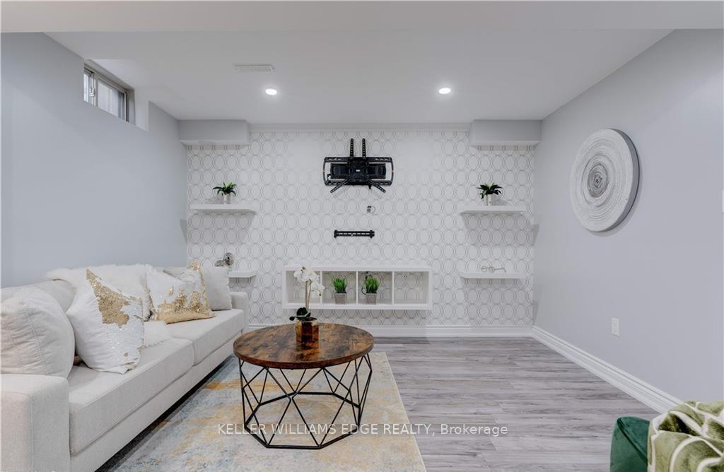 Photo 28 of Unit 28, 45 Royal Winter Drive, Hamilton, Binbrook — HOMEH