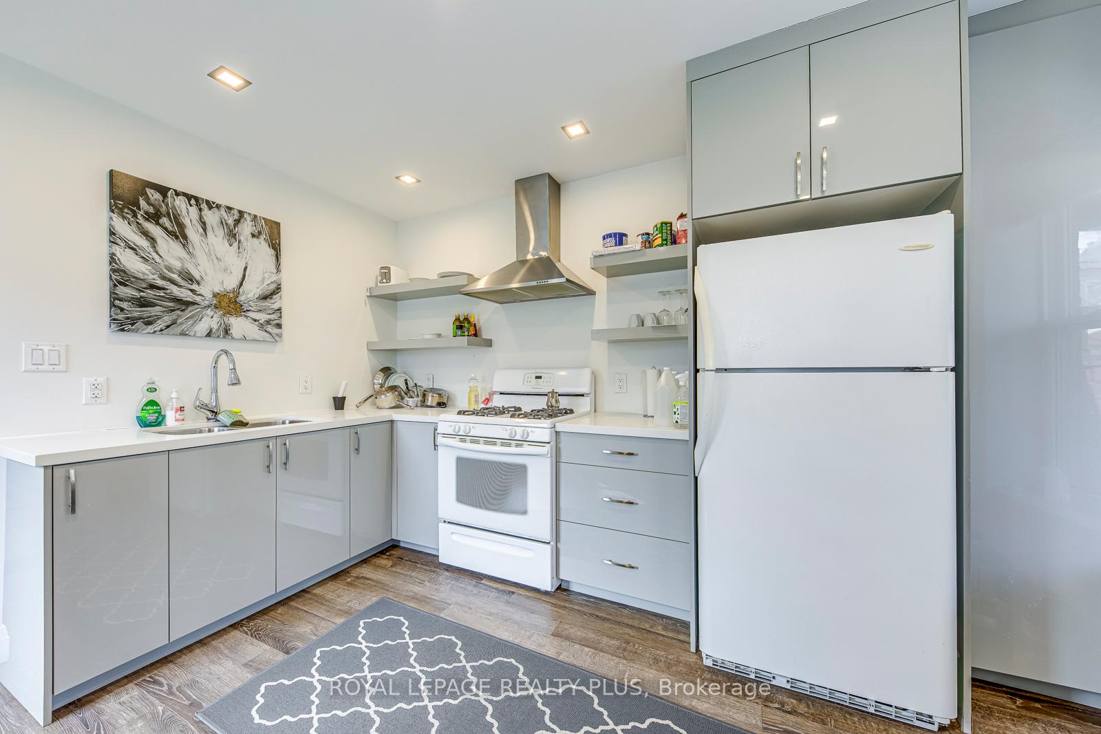 Photo 15 of 247 Robert Street, Hamilton, Landsdale — HOMEH