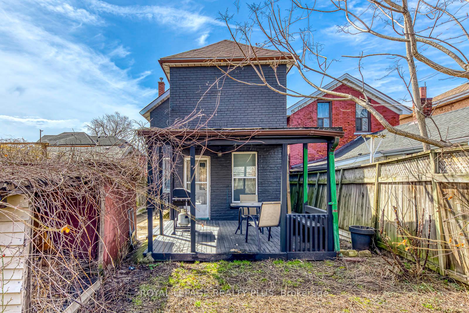 Photo 39 of 247 Robert Street, Hamilton, Landsdale — HOMEH