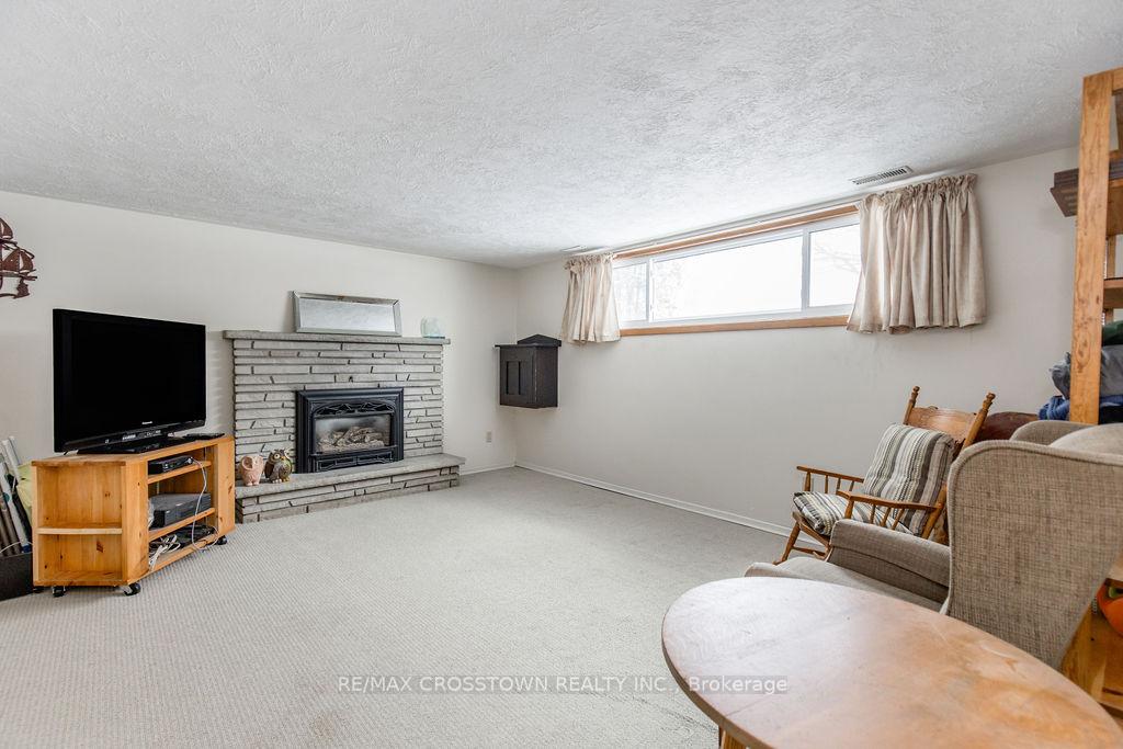 Photo 22 of 55 Woodcrest Road, Barrie, Allandale Heights — HOMEH