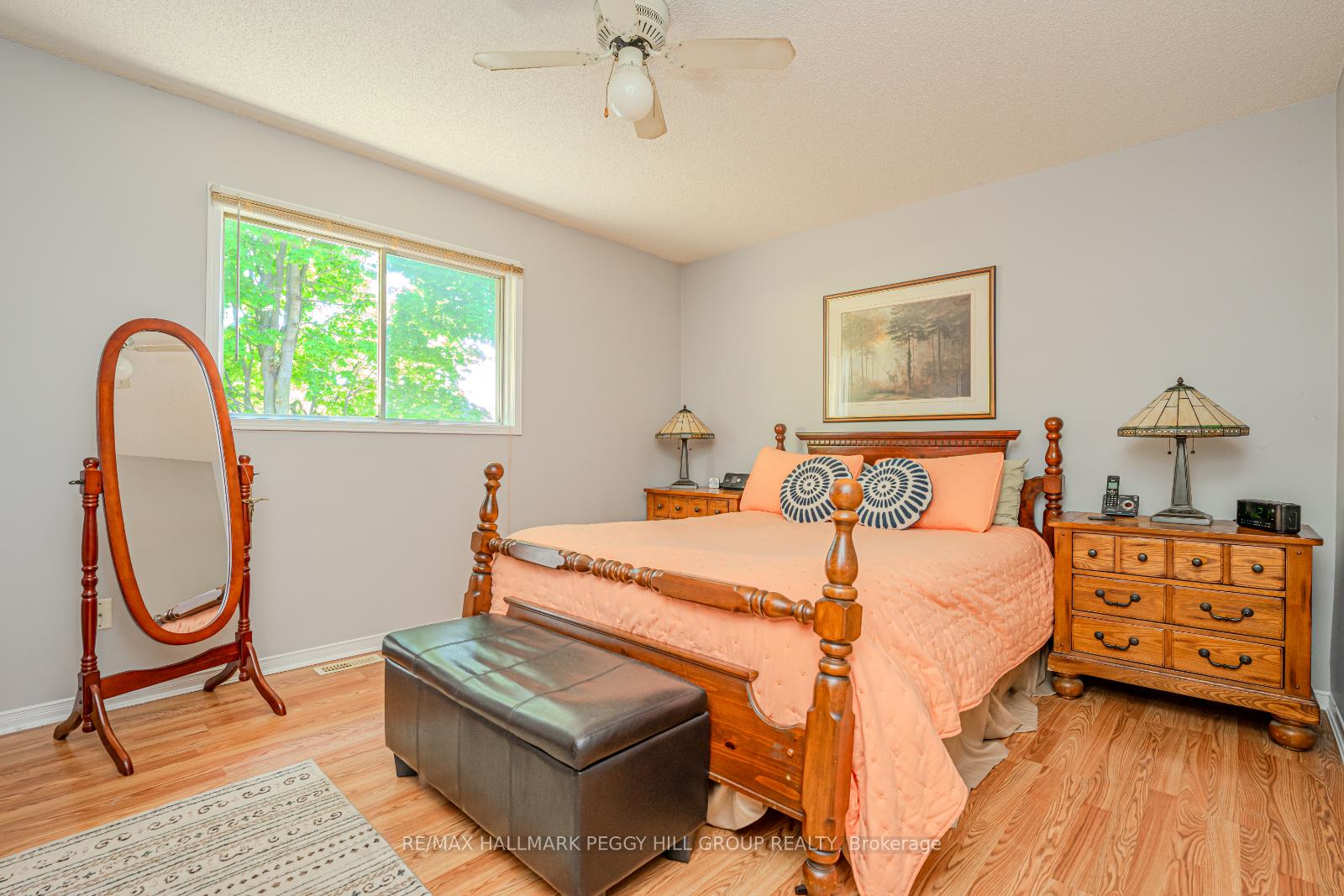 Photo 11 of 35 Nicholson Drive, Barrie, Ardagh — HOMEH