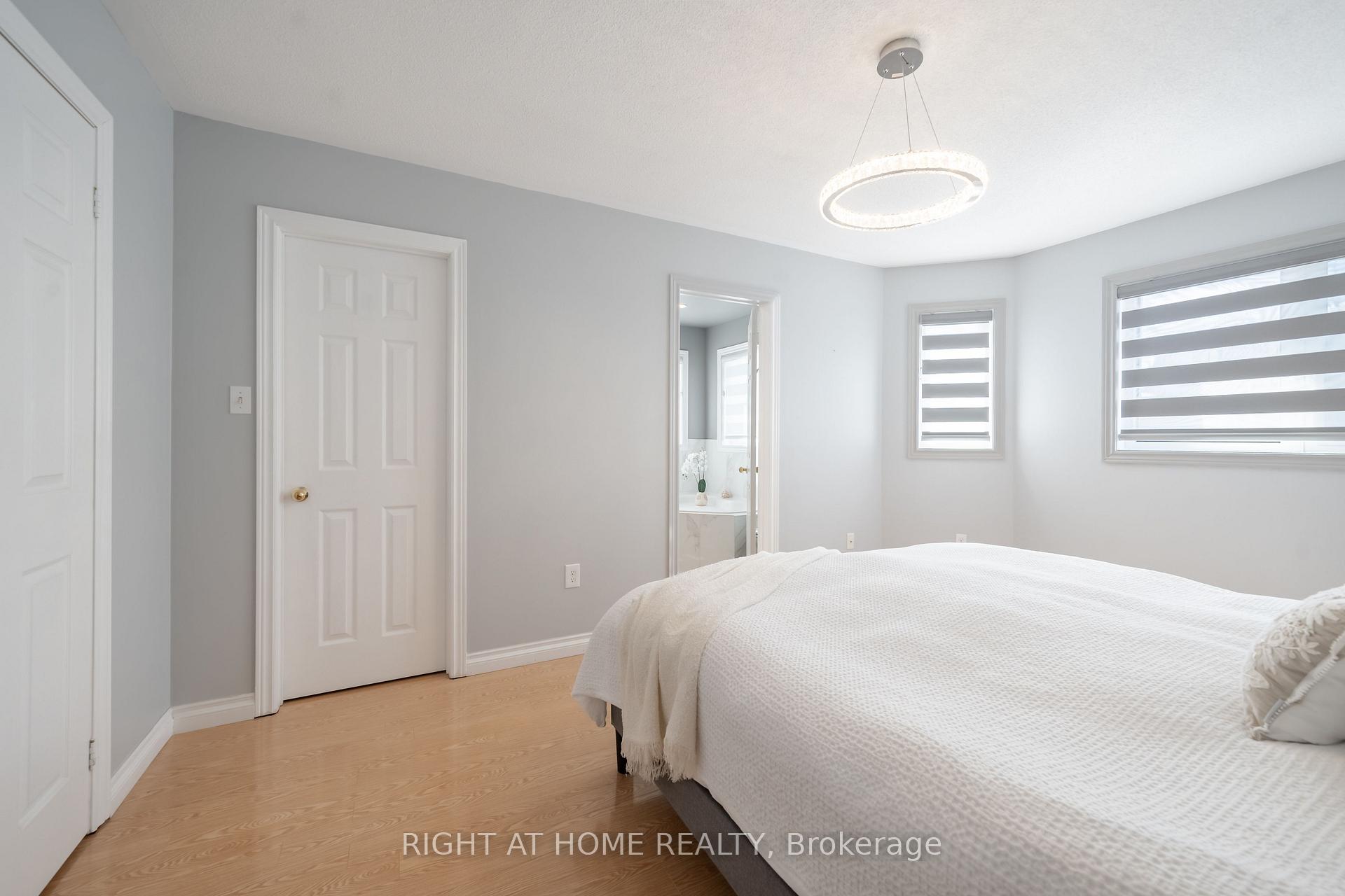 Photo 22 of 320 Tall Grass Crescent, Vaughan, East Woodbridge — HOMEH