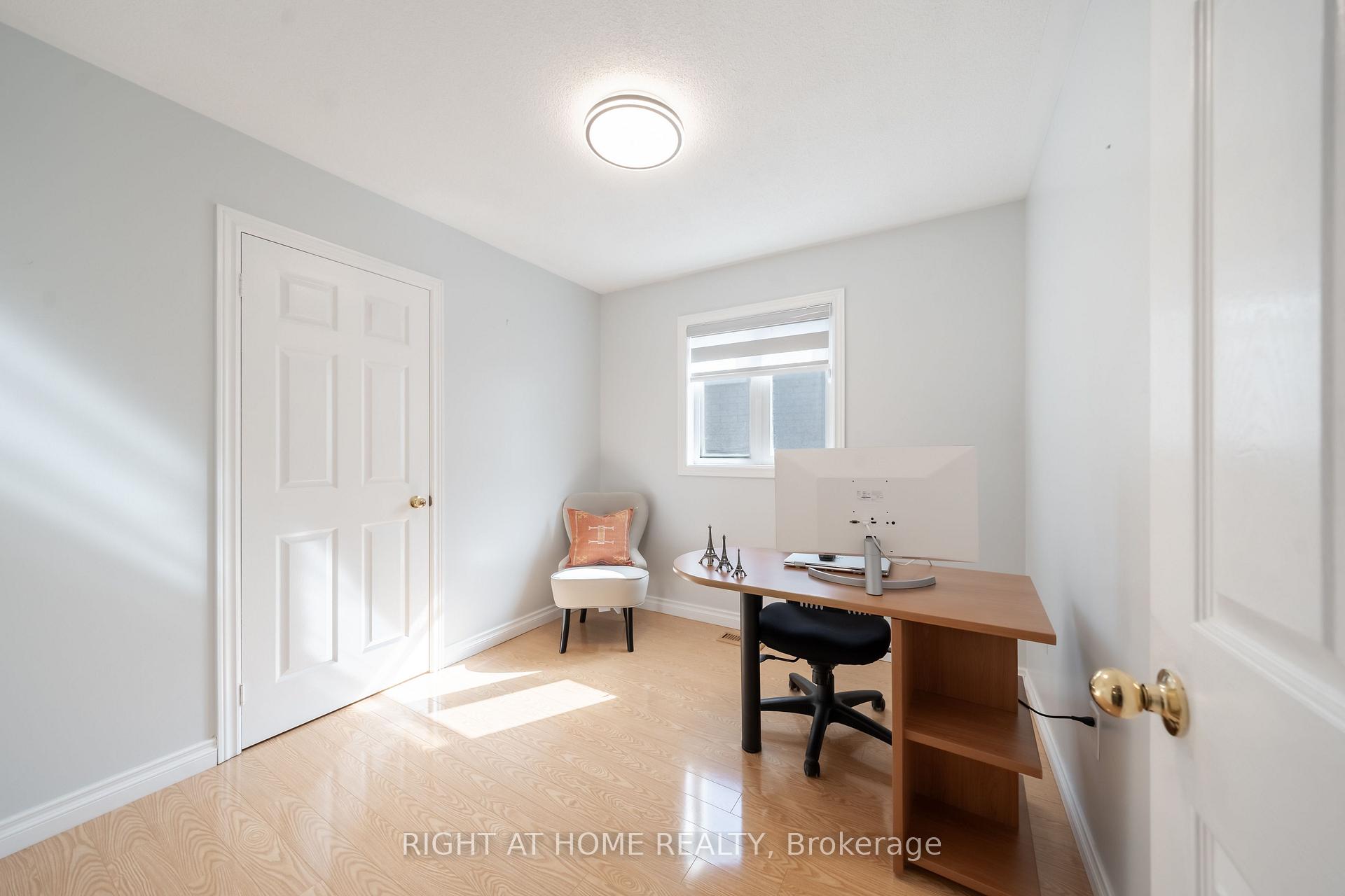 Photo 28 of 320 Tall Grass Crescent, Vaughan, East Woodbridge — HOMEH