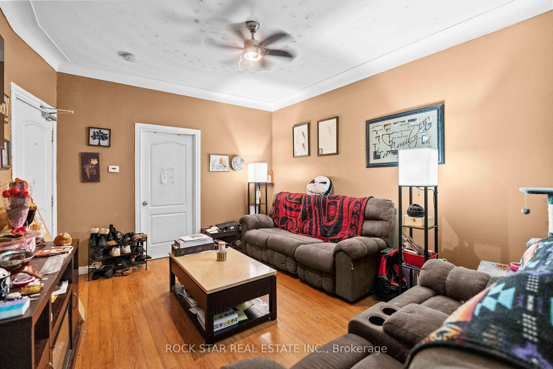 Photo 5 of 77 Barton Street E, Hamilton, Beasley — HOMEH