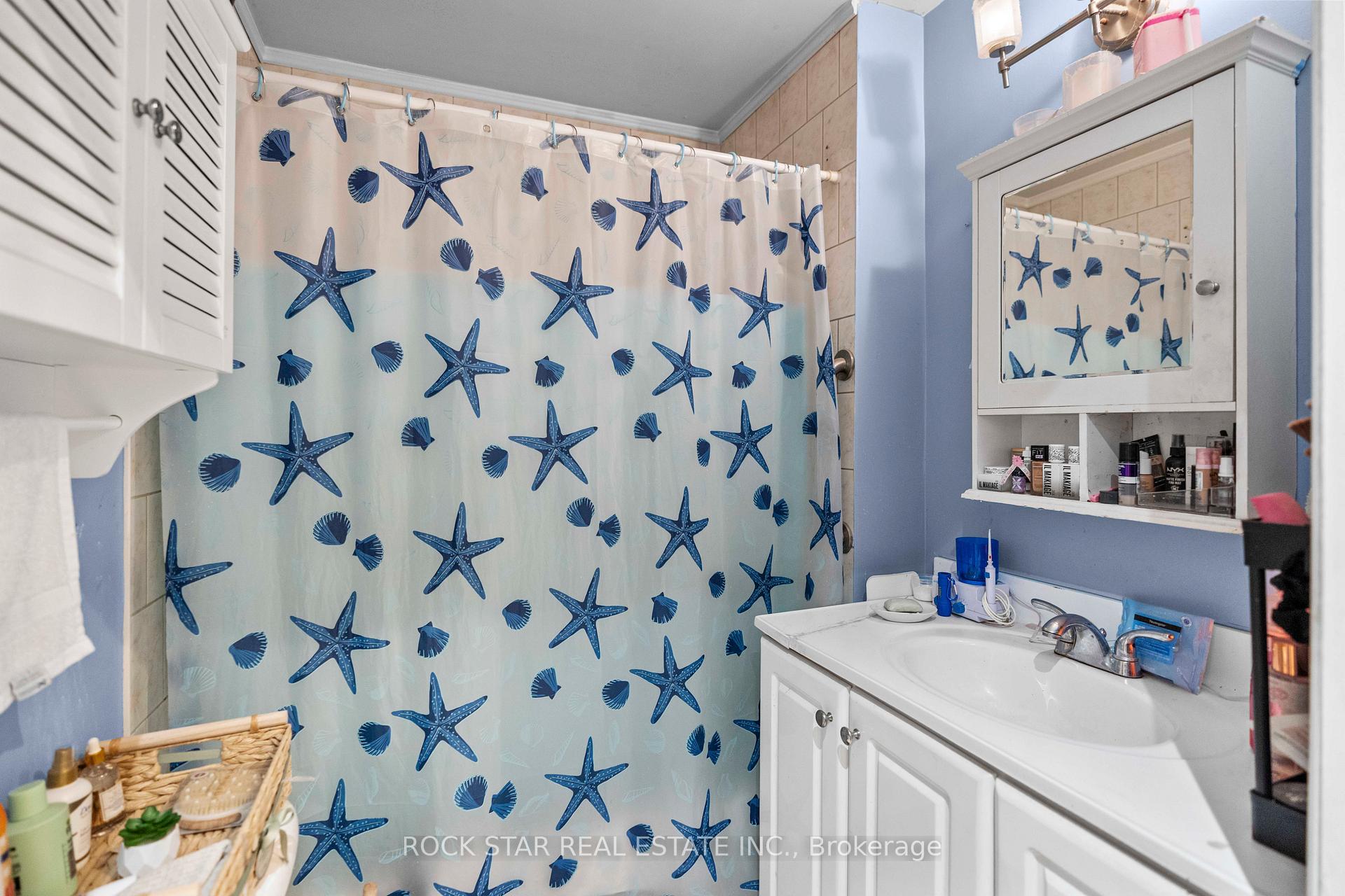 Photo 14 of 77 Barton Street E, Hamilton, Beasley — HOMEH