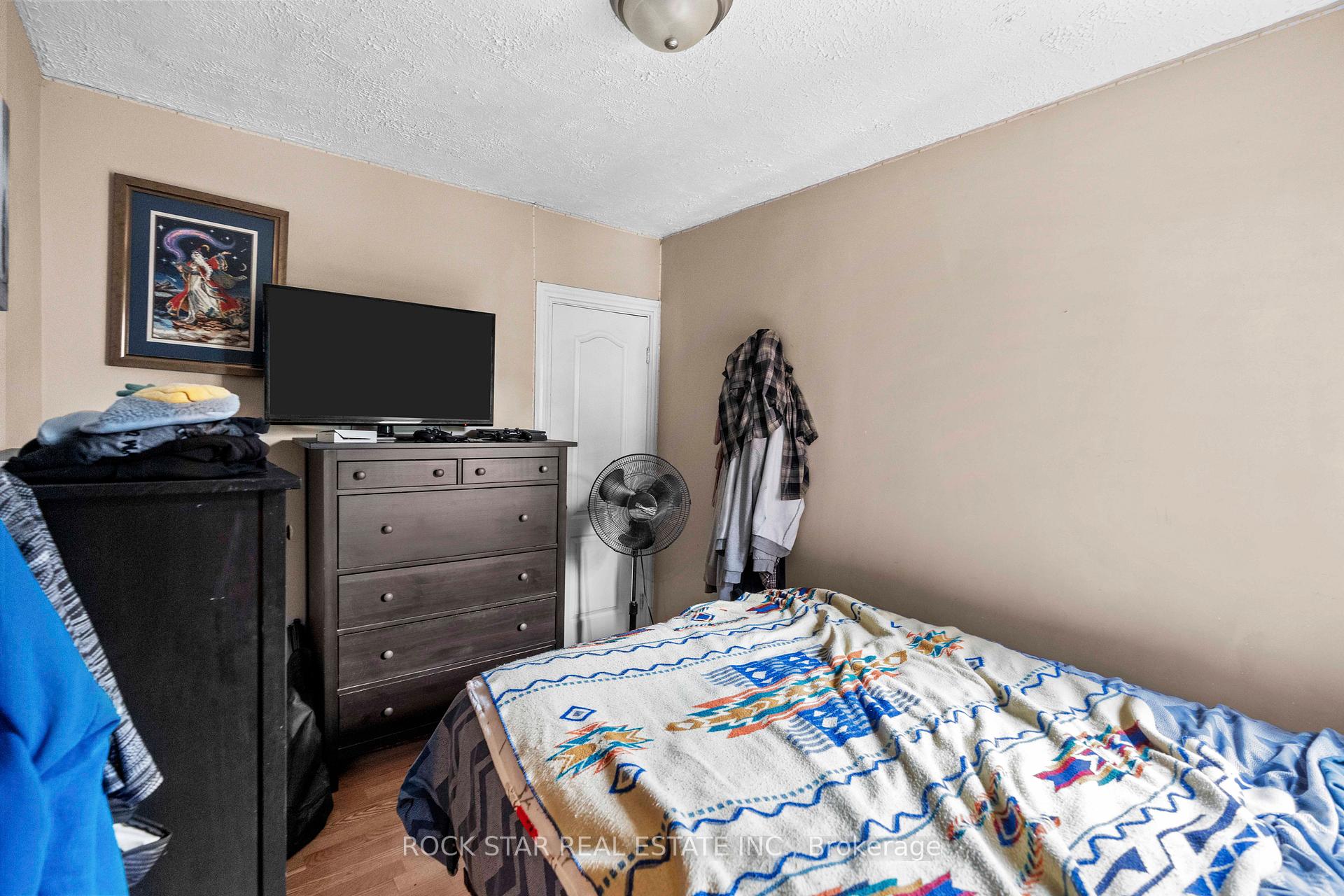 Photo 22 of 77 Barton Street E, Hamilton, Beasley — HOMEH