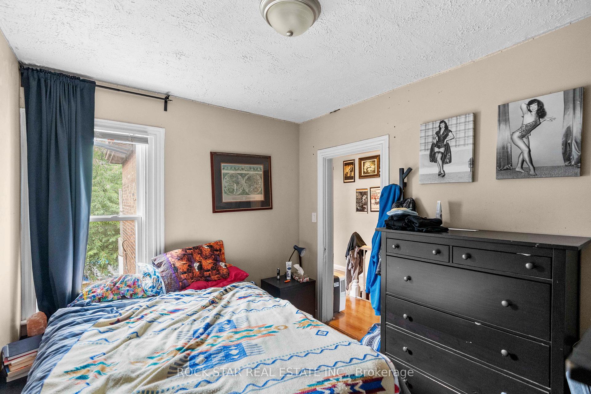Photo 23 of 77 Barton Street E, Hamilton, Beasley — HOMEH