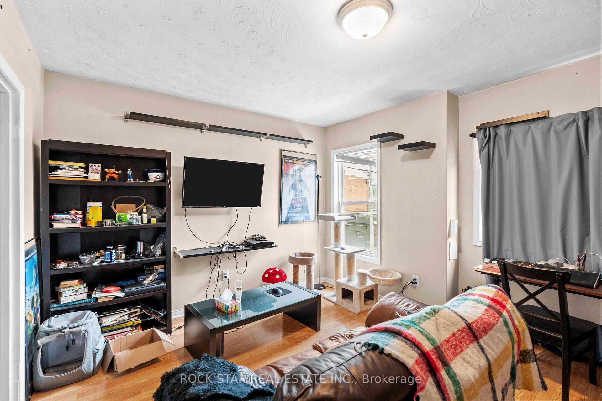 Photo 26 of 77 Barton Street E, Hamilton, Beasley — HOMEH