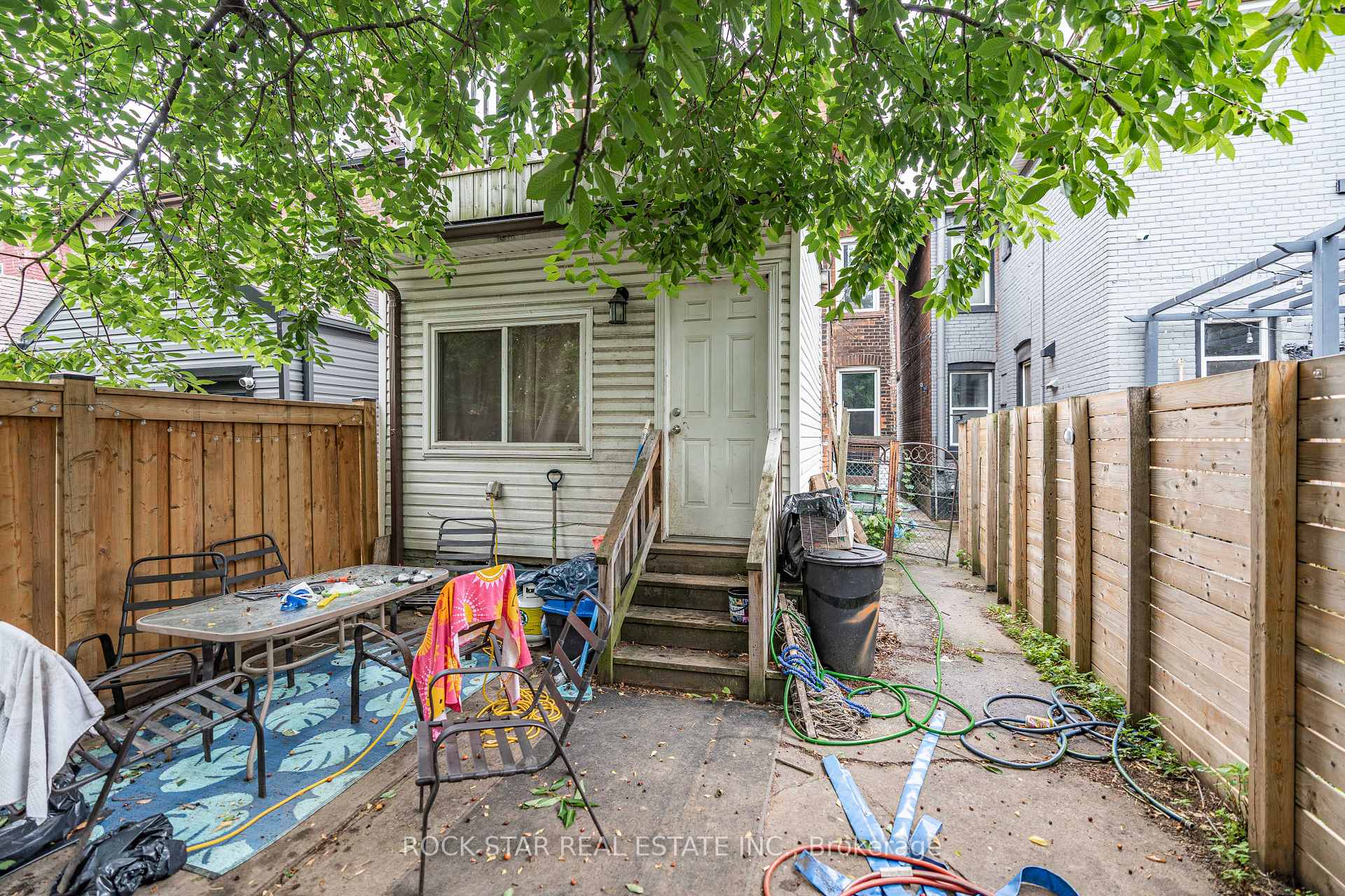 Photo 36 of 77 Barton Street E, Hamilton, Beasley — HOMEH