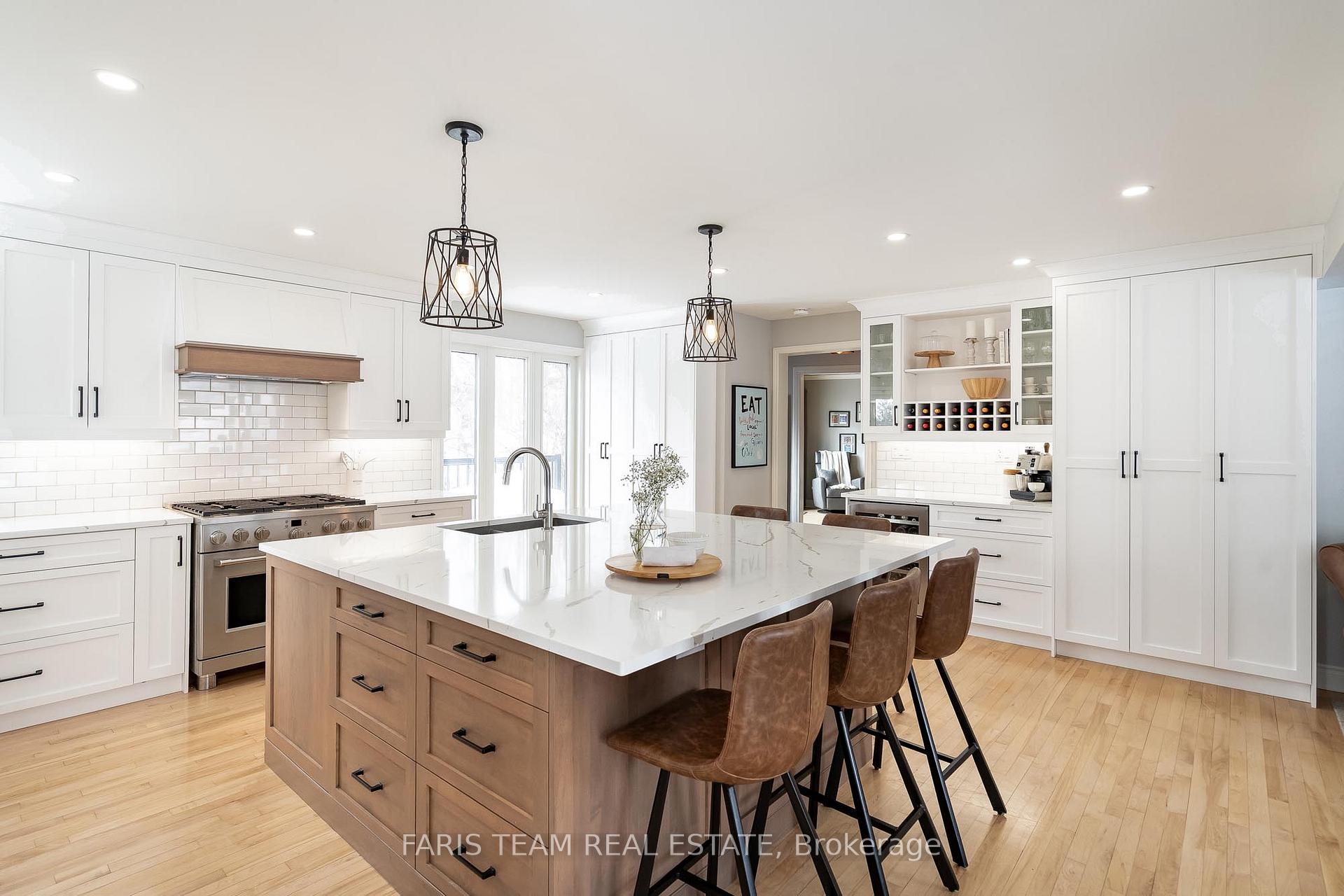 Photo 7 of 35 St Vincent Street, Barrie, Codrington — HOMEH