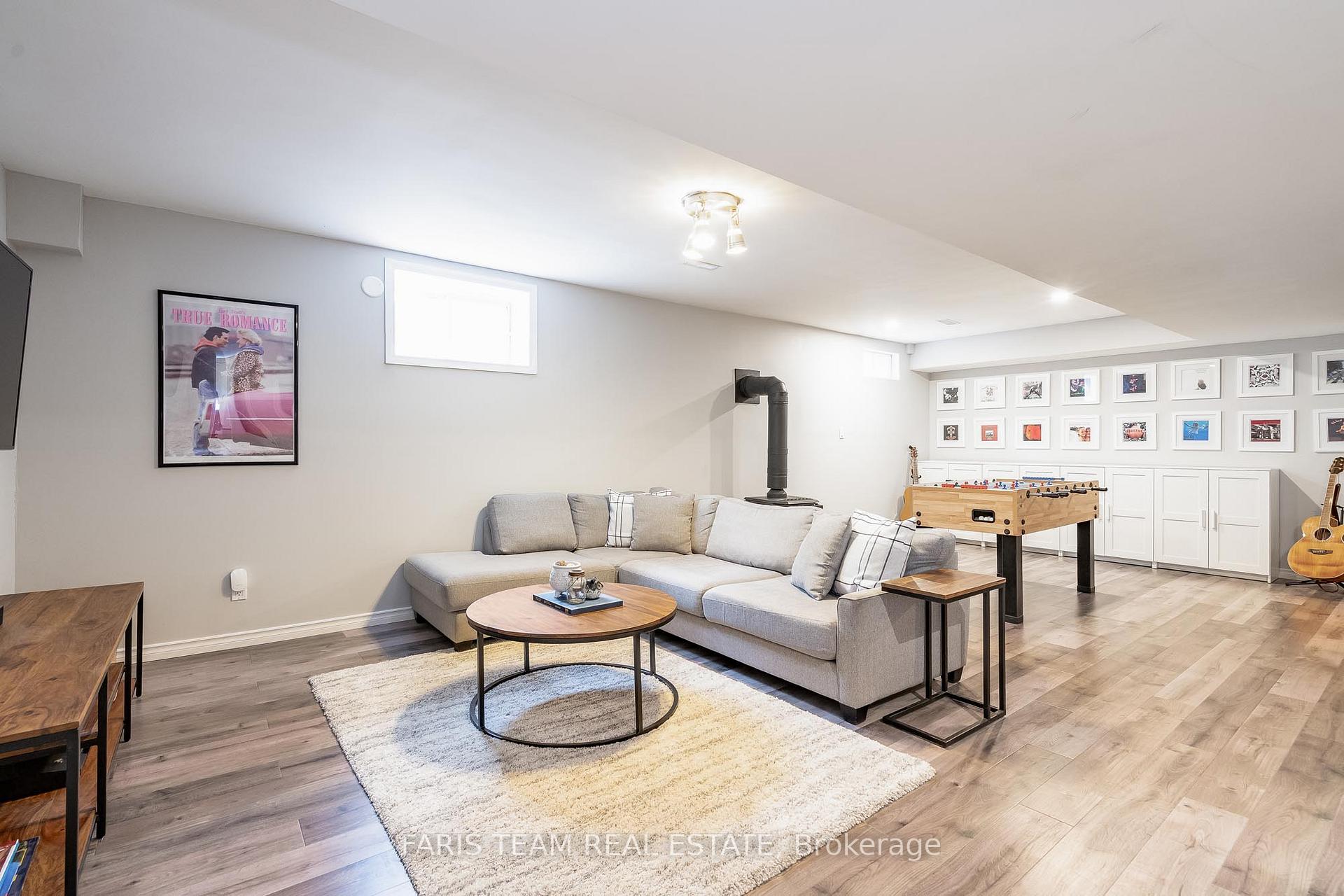 Photo 23 of 35 St Vincent Street, Barrie, Codrington — HOMEH