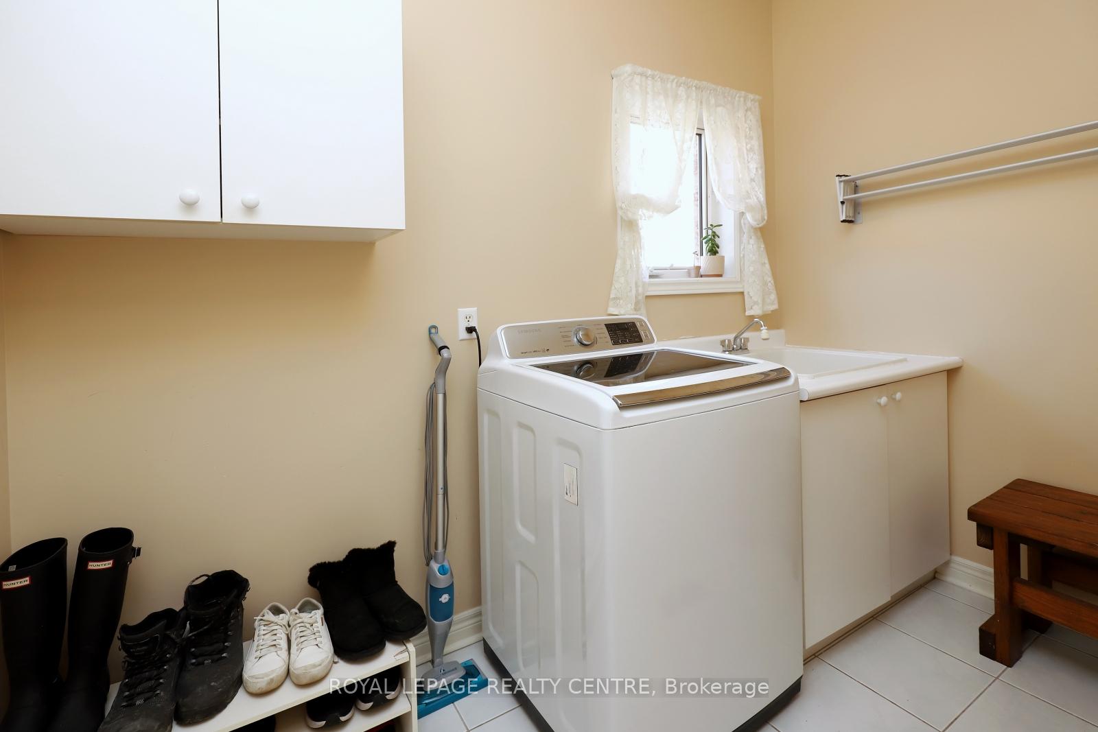 Photo 21 of 126 Gladstone Avenue, Vaughan, Maple — HOMEH