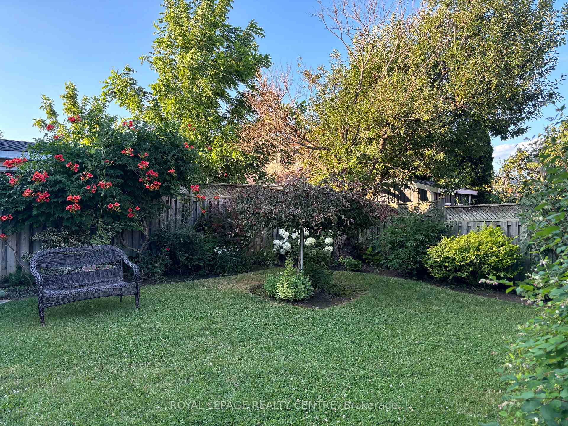 Photo 31 of 126 Gladstone Avenue, Vaughan, Maple — HOMEH