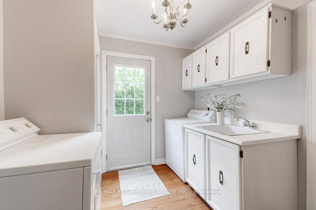 Photo 15 of 2182 Maplewood Drive, Burlington, Brant — HOMEH