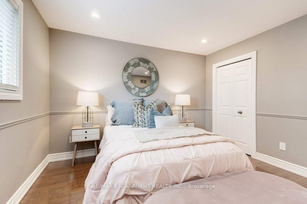 Photo 18 of 2182 Maplewood Drive, Burlington, Brant — HOMEH