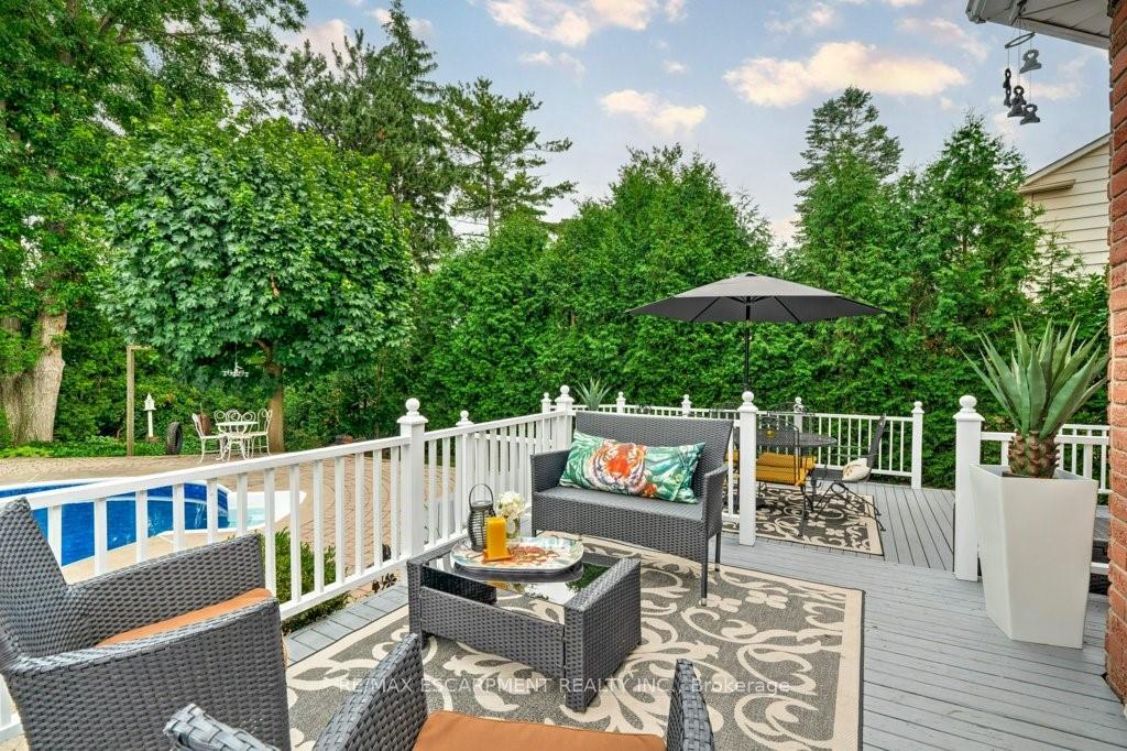Photo 32 of 2182 Maplewood Drive, Burlington, Brant — HOMEH