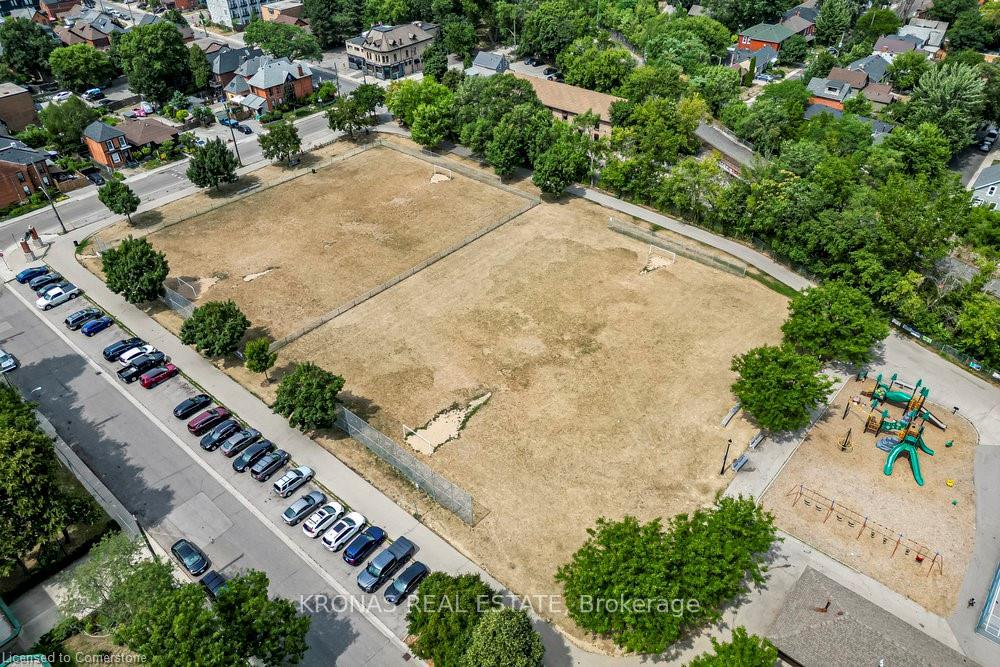 Photo 30 of 241 Charlton Avenue E, Hamilton, Corktown — HOMEH