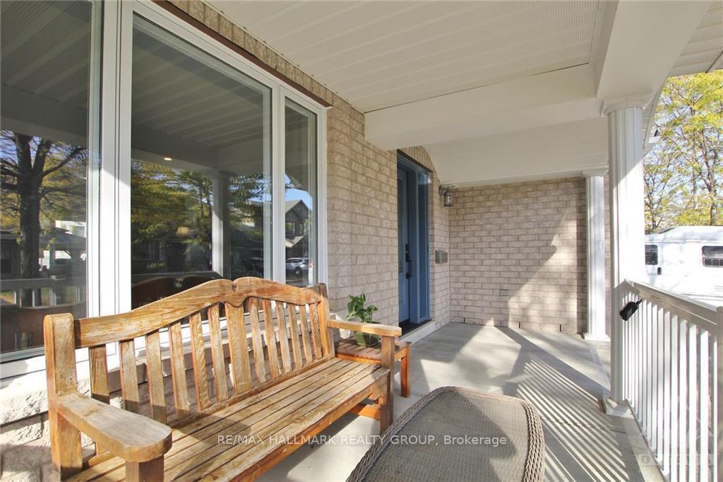 Photo 2 of 388 Haileybury Crescent, Ottawa, Barrhaven - Strandherd — HOMEH