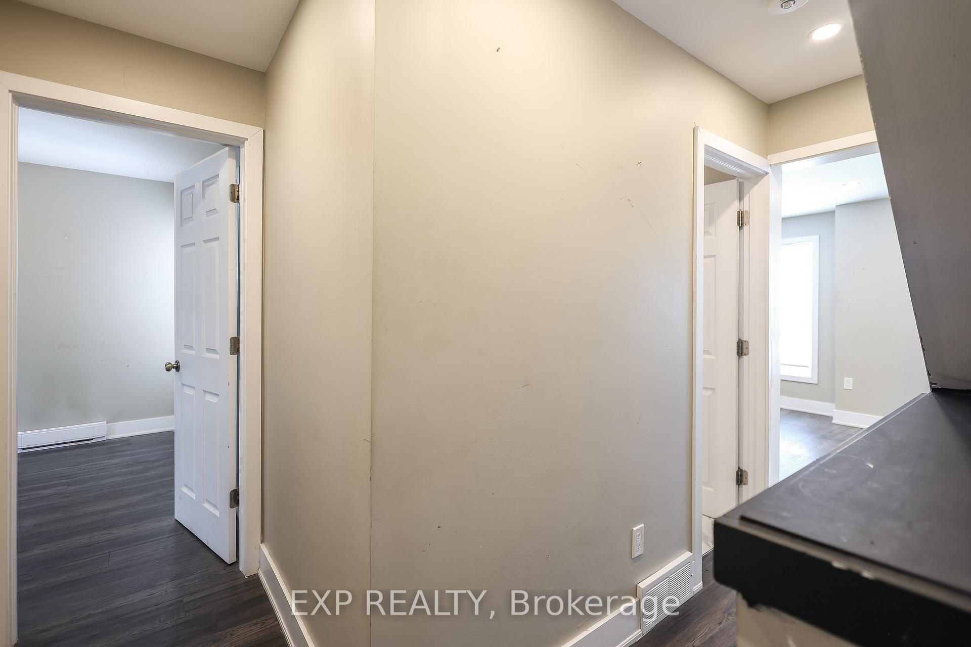 Photo 15 of 29 Ashley Street, Hamilton, Landsdale — HOMEH
