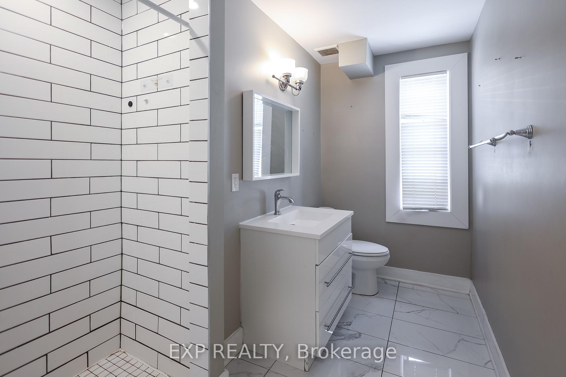 Photo 18 of 29 Ashley Street, Hamilton, Landsdale — HOMEH