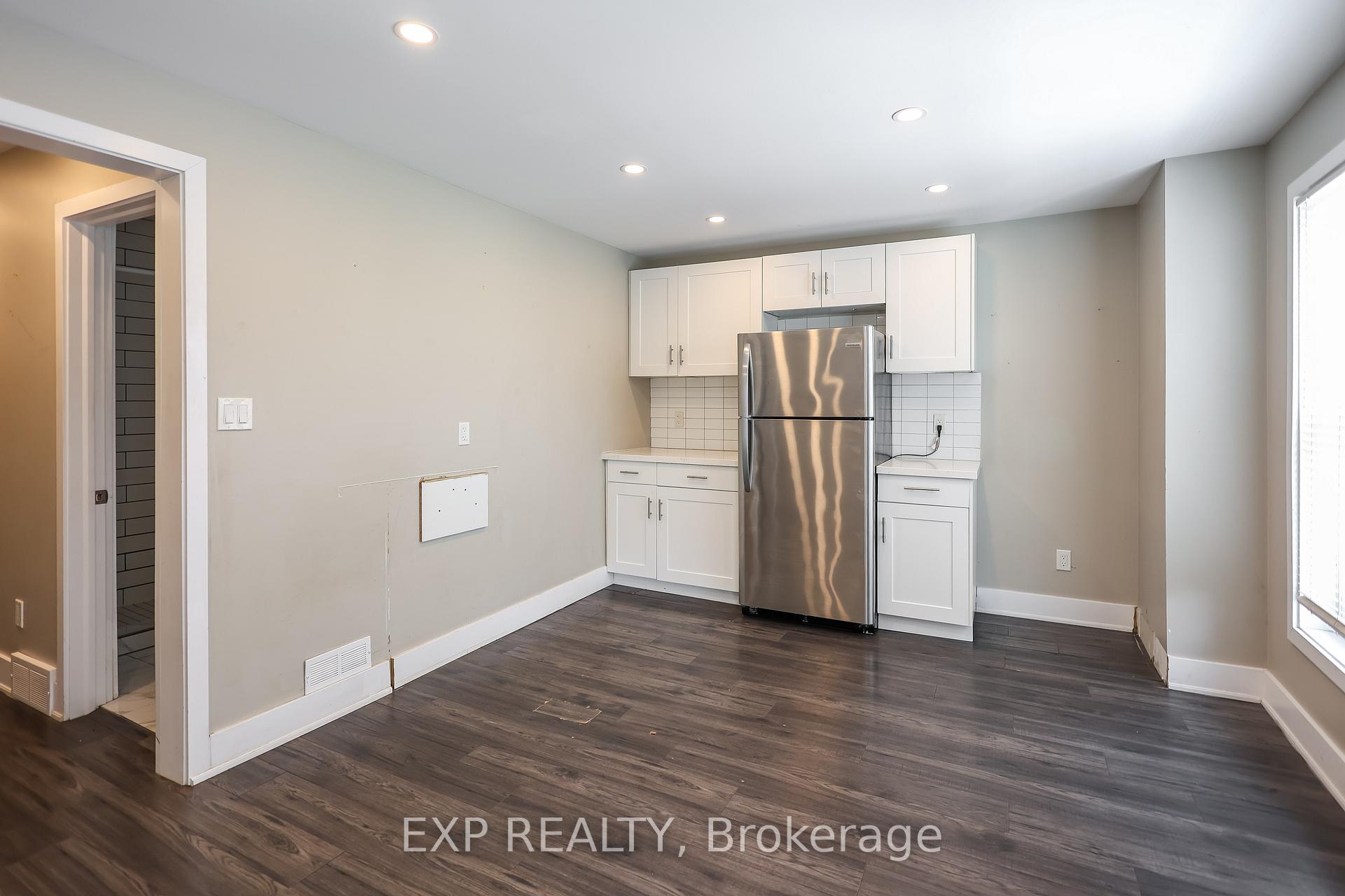 Photo 19 of 29 Ashley Street, Hamilton, Landsdale — HOMEH