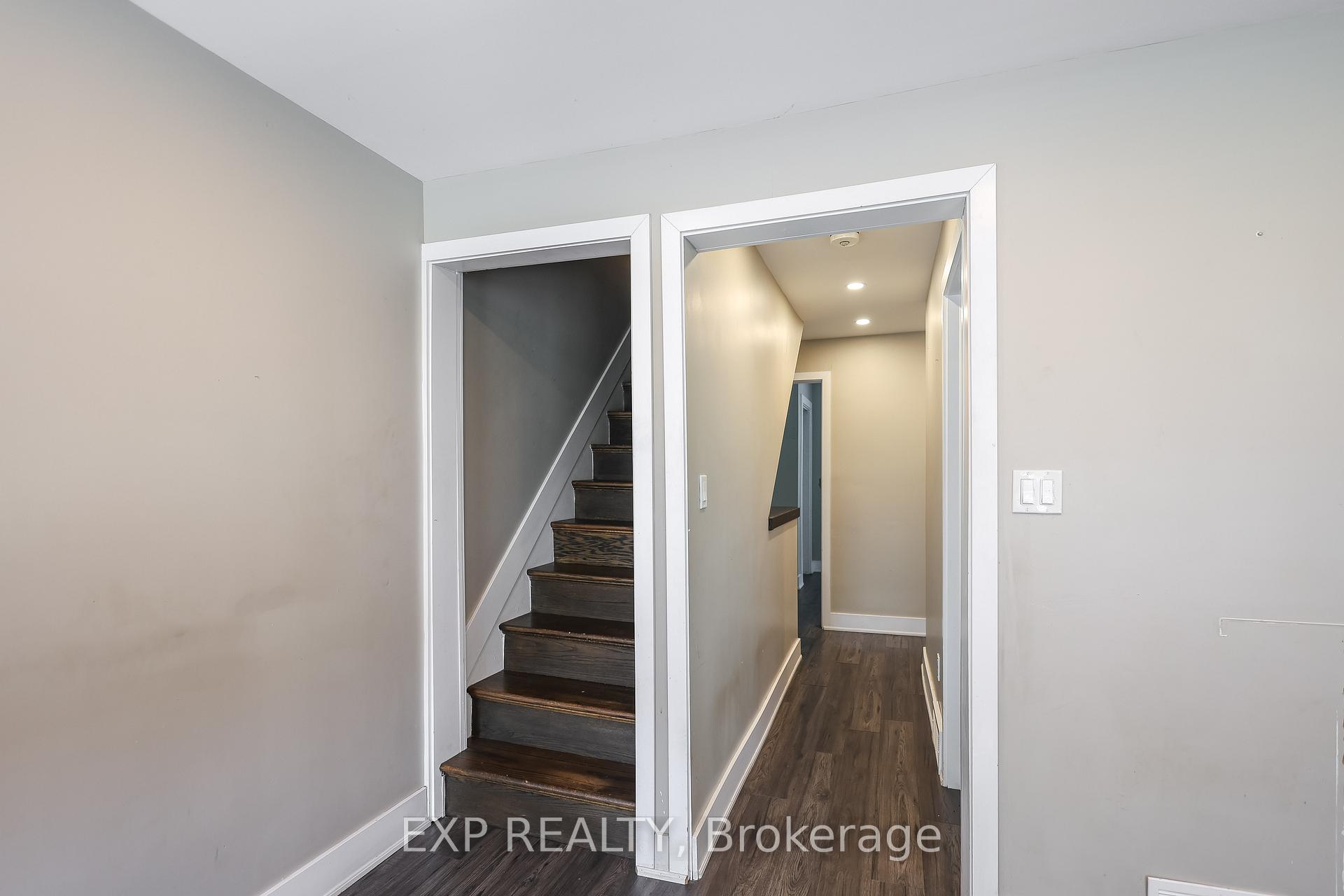 Photo 22 of 29 Ashley Street, Hamilton, Landsdale — HOMEH
