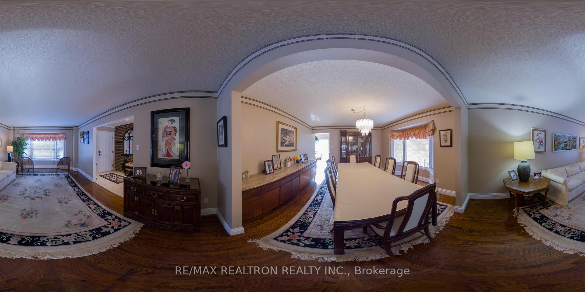 Photo 38 of 233 Spring Gate Boulevard, Vaughan, Crestwood-Springfarm-Yorkhill — HOMEH
