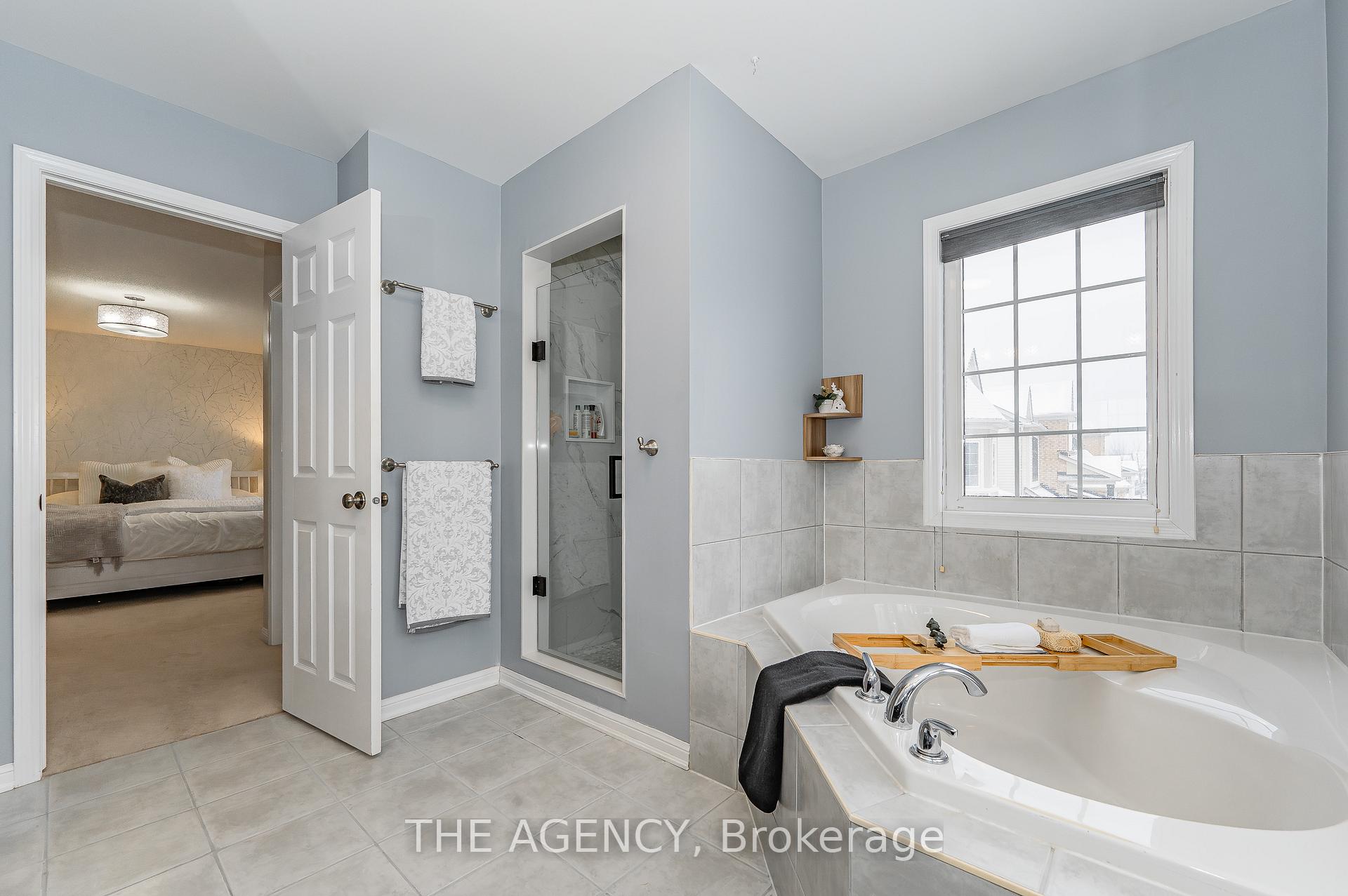 Photo 25 of 3247 Steeplechase Drive, Burlington, Alton — HOMEH