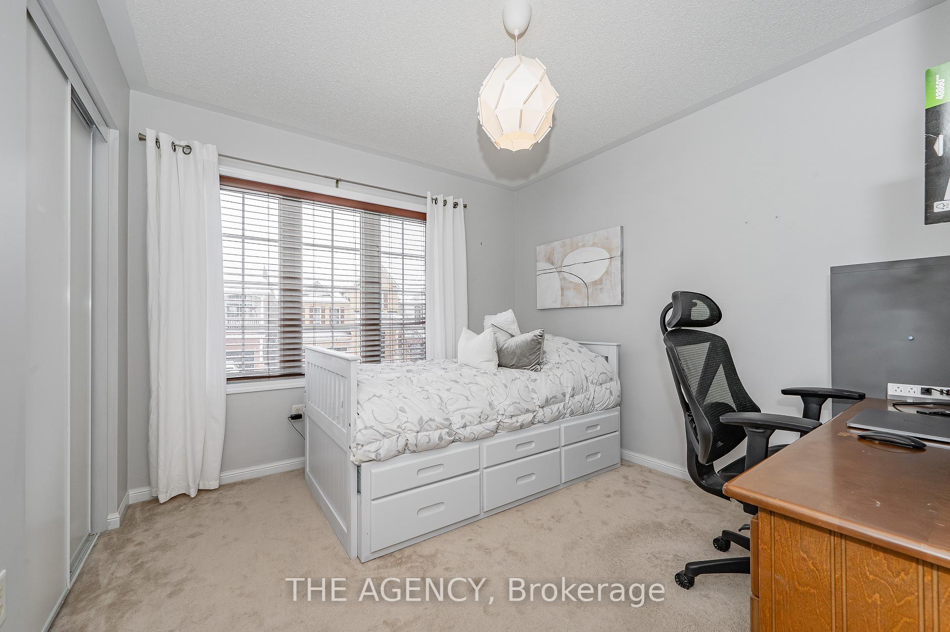 Photo 26 of 3247 Steeplechase Drive, Burlington, Alton — HOMEH