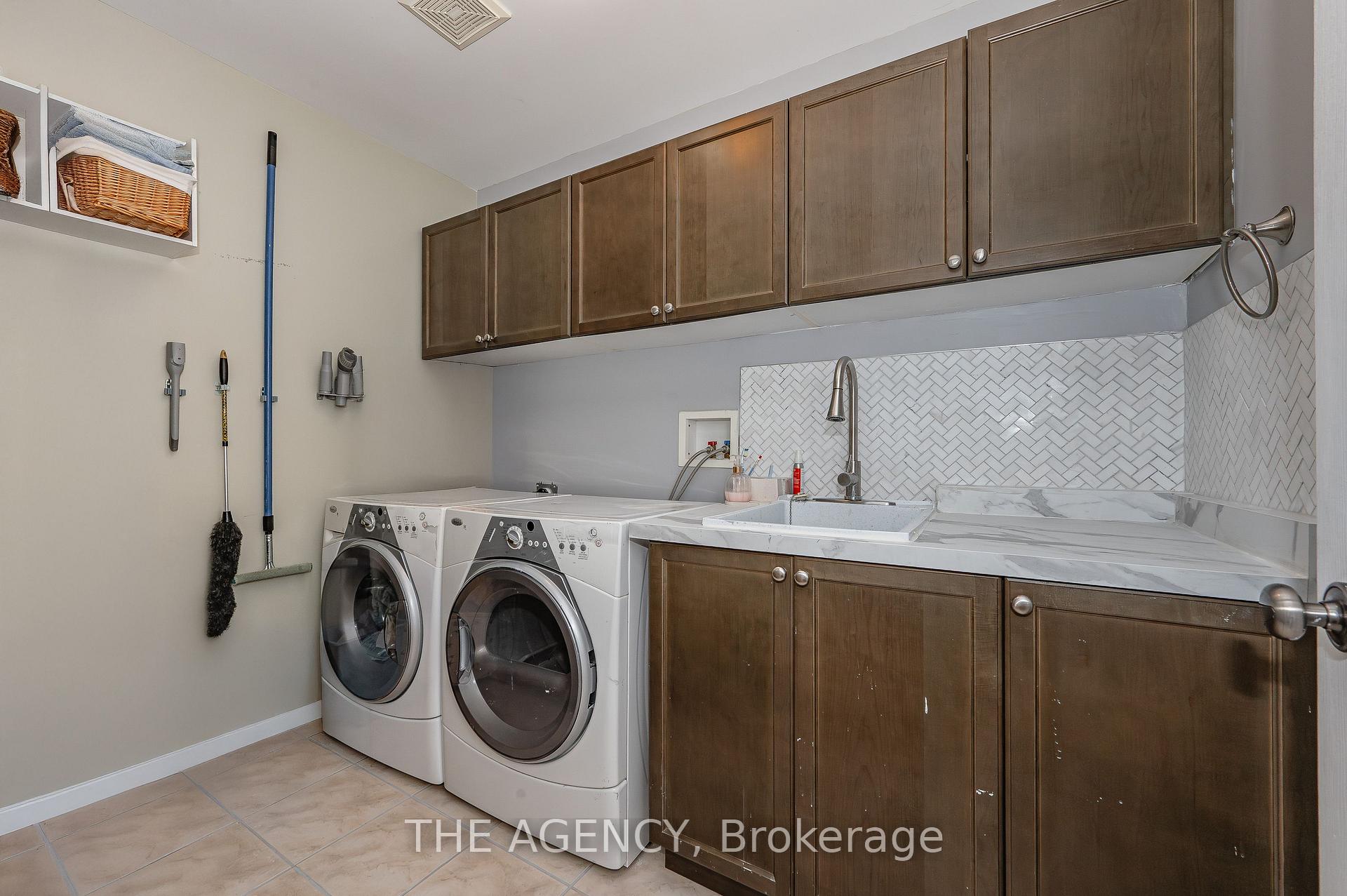 Photo 29 of 3247 Steeplechase Drive, Burlington, Alton — HOMEH