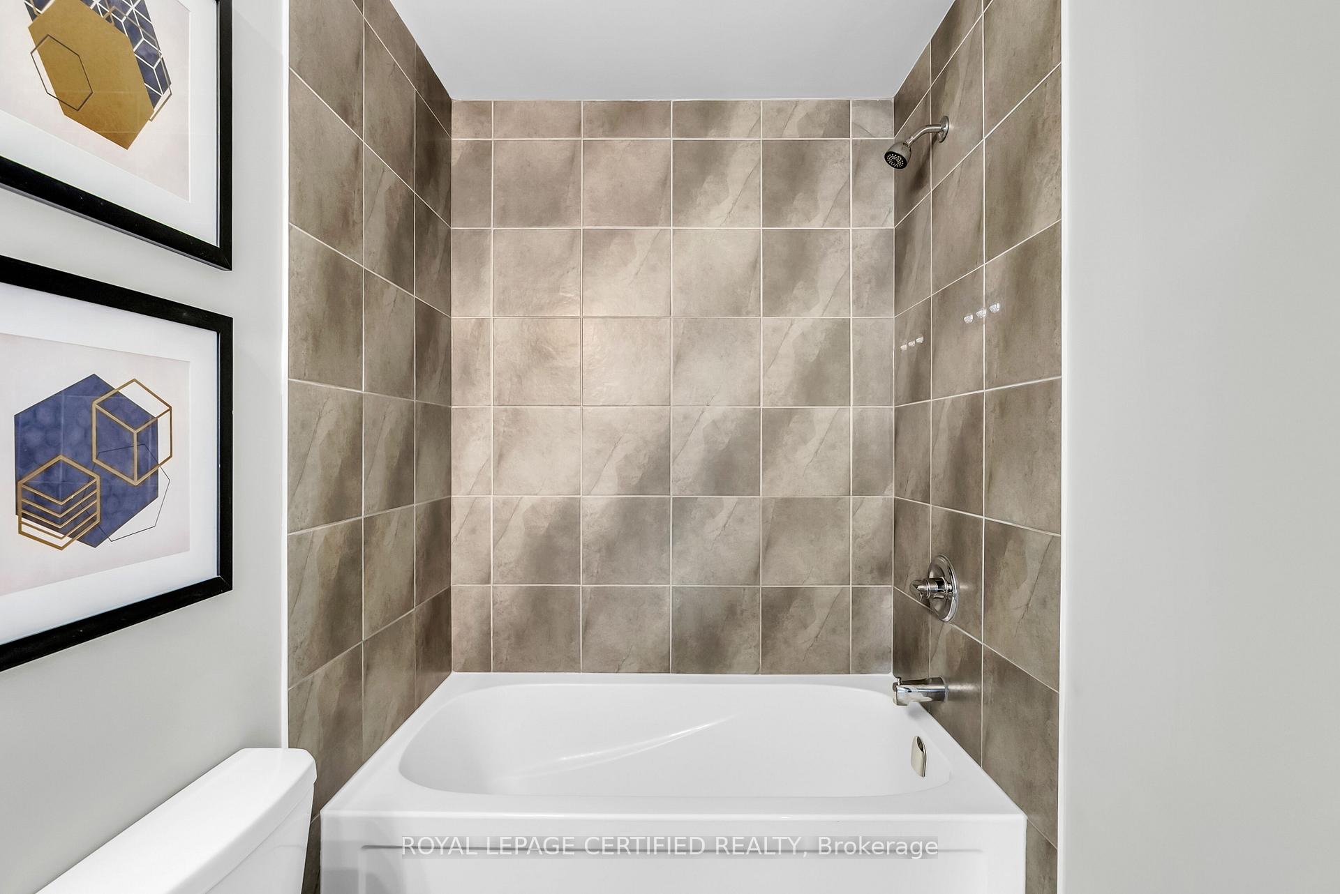 Photo 31 of 89 Bloom Crescent, Hamilton, Stoney Creek — HOMEH