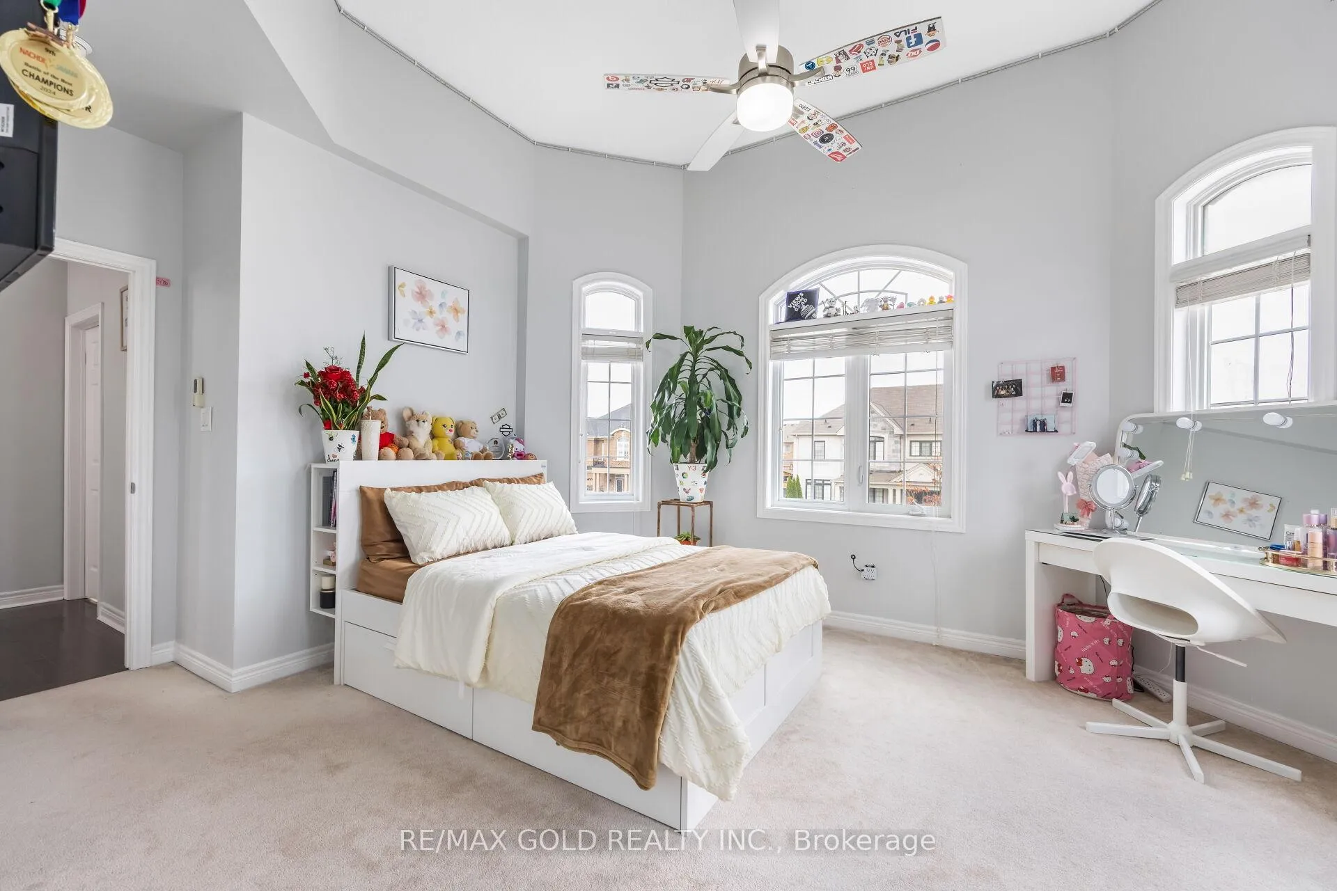 Photo 40 of 294 Elbern Markell Drive, Brampton, Credit Valley — HOMEH