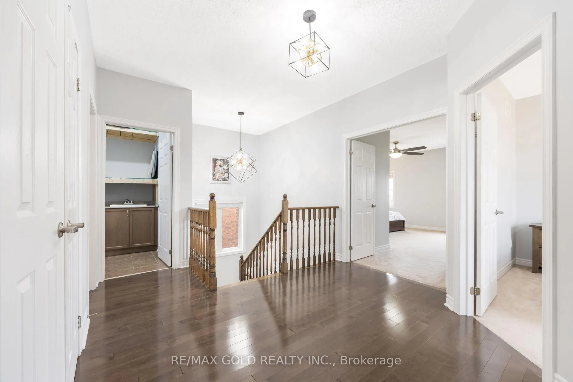 Photo 52 of 294 Elbern Markell Drive, Brampton, Credit Valley — HOMEH