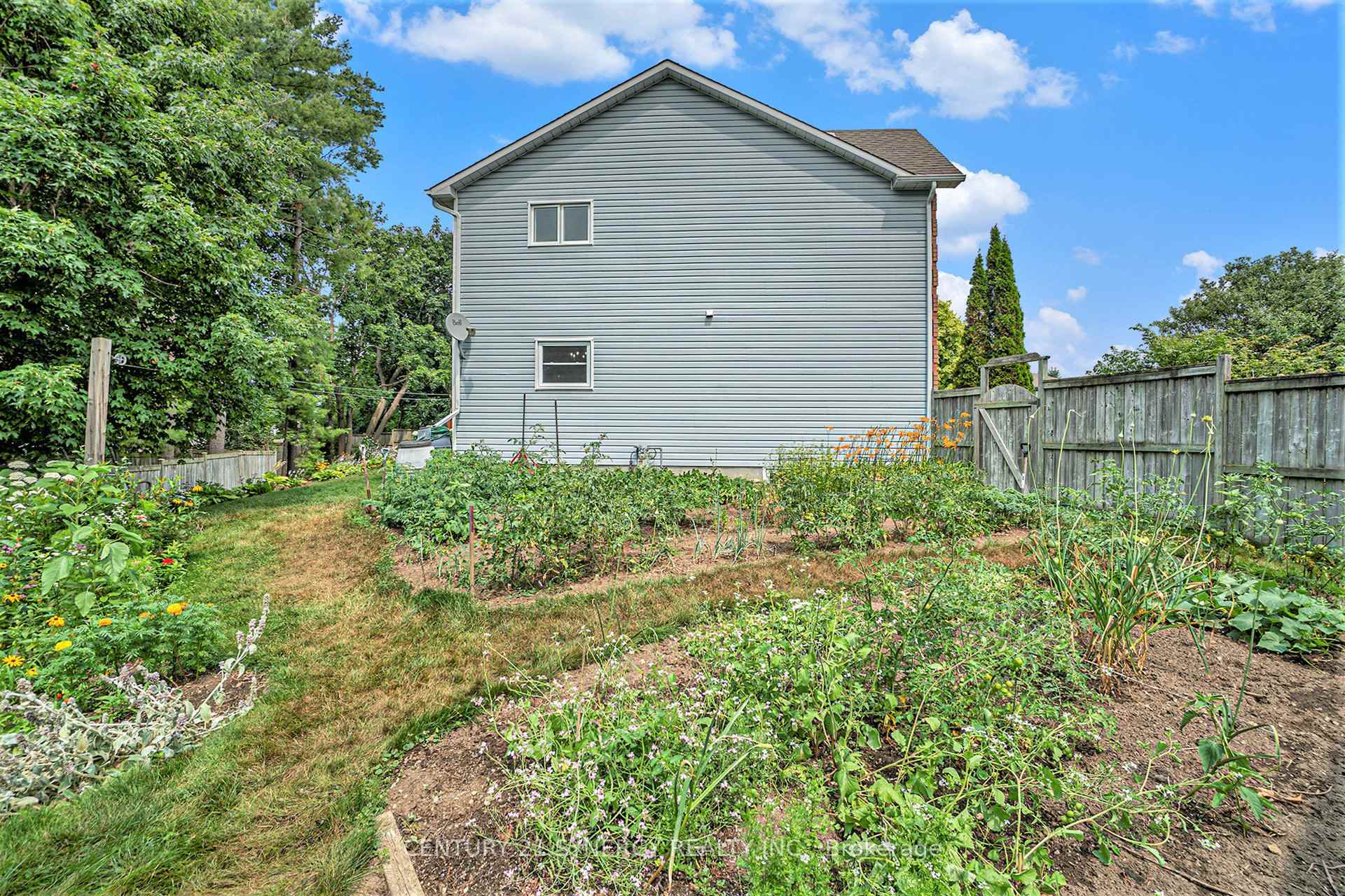 Photo 33 of 31 Burgess Street, Carleton Place — HOMEH