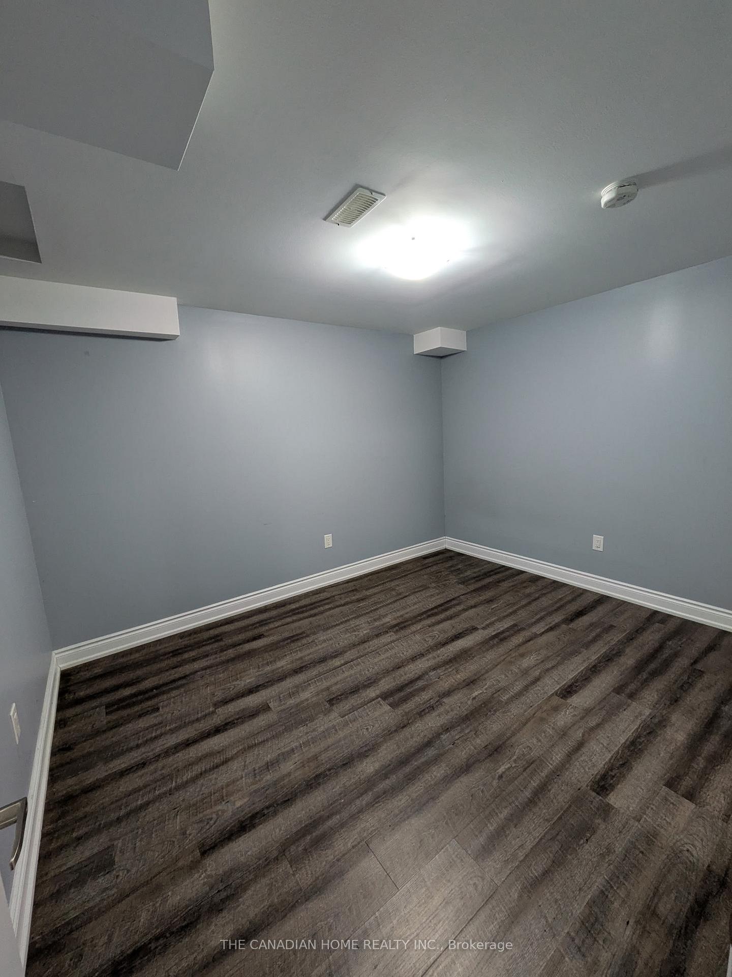 Photo 6 of 13 Yardley Crescent, Brampton, Northwest Brampton — HOMEH