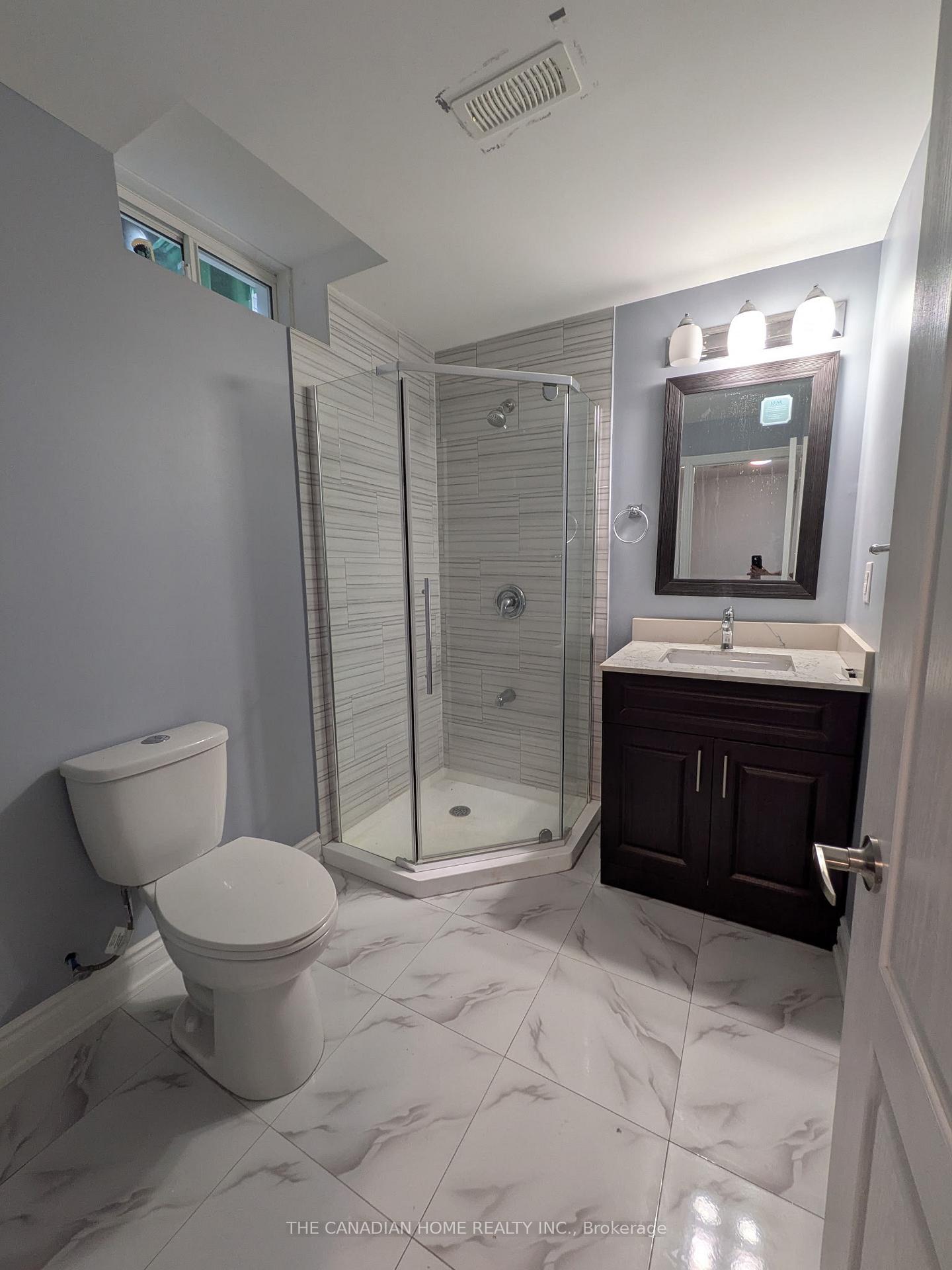 Photo 5 of 13 Yardley Crescent, Brampton, Northwest Brampton — HOMEH