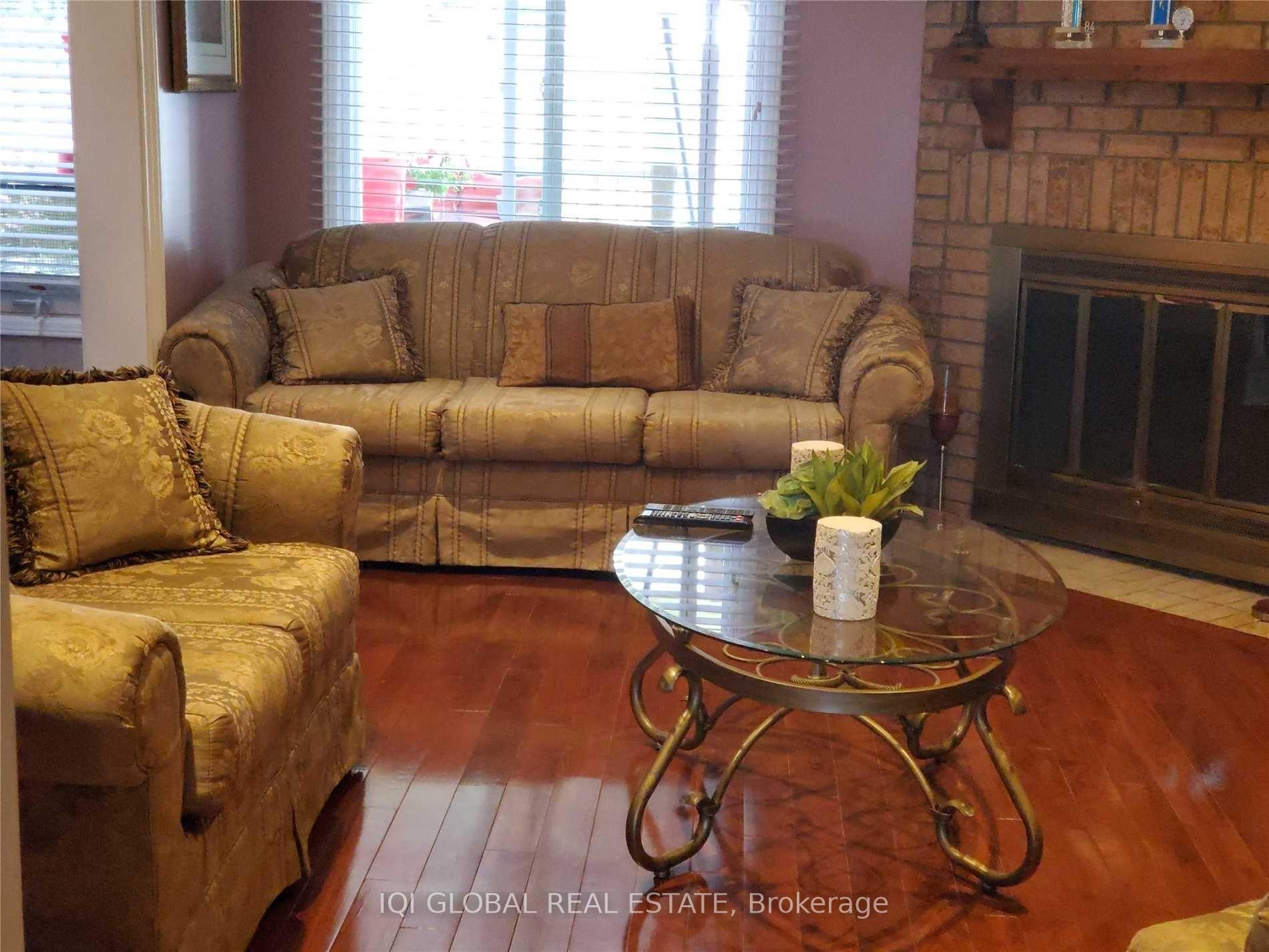 Photo 2 of 72 Magill Drive, Ajax, Central — HOMEH