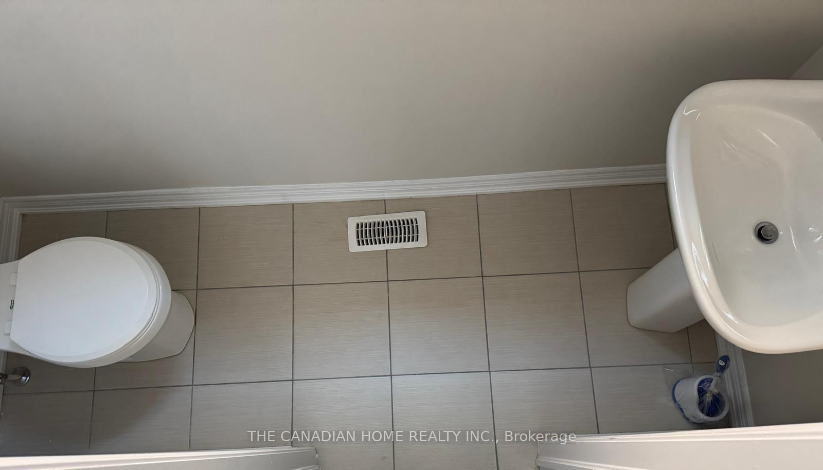 Photo 14 of 54 Hashmi Place, Brampton, Credit Valley — HOMEH