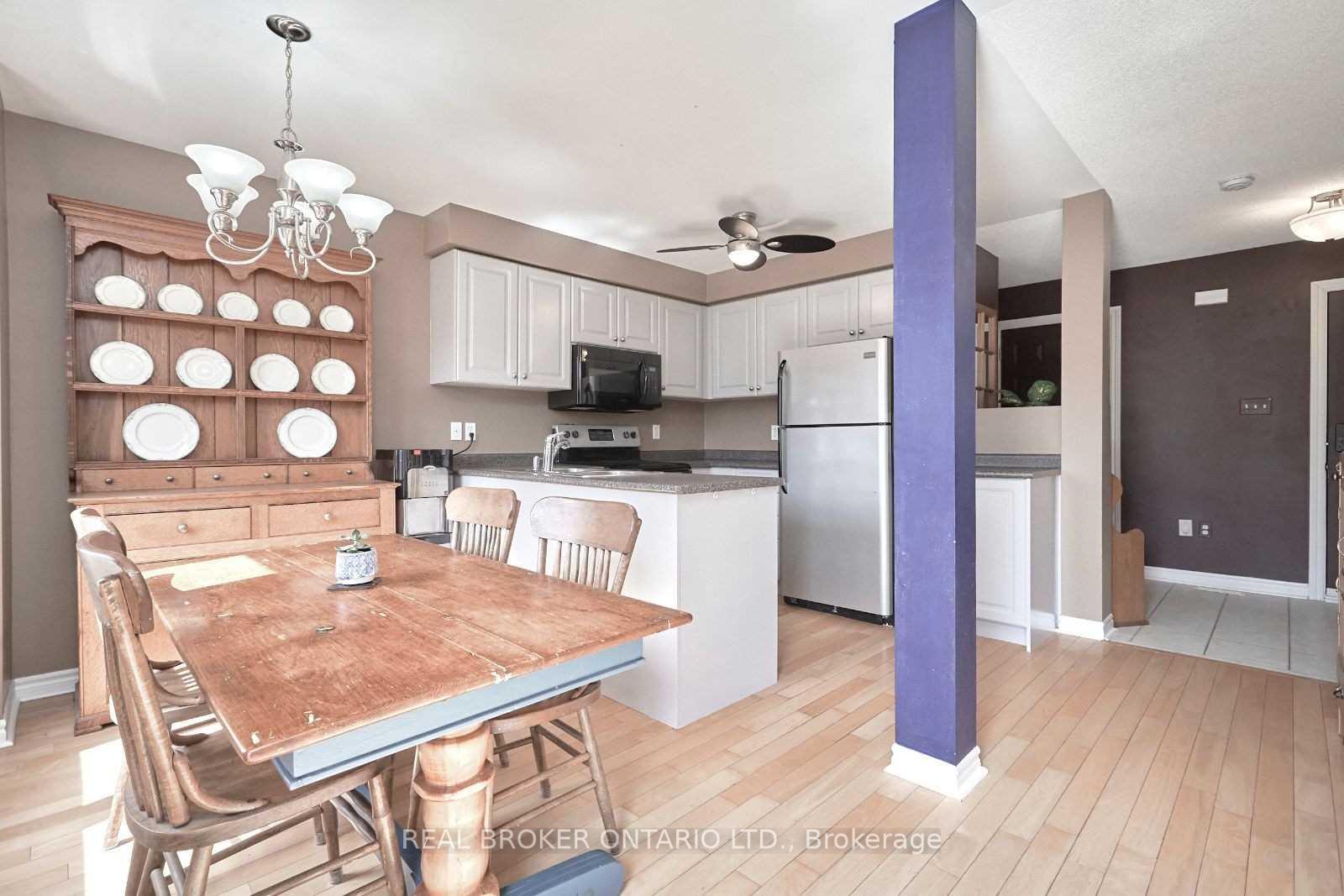 Photo 2 of 41 Darcel Crescent, Barrie, East Bayfield — HOMEH
